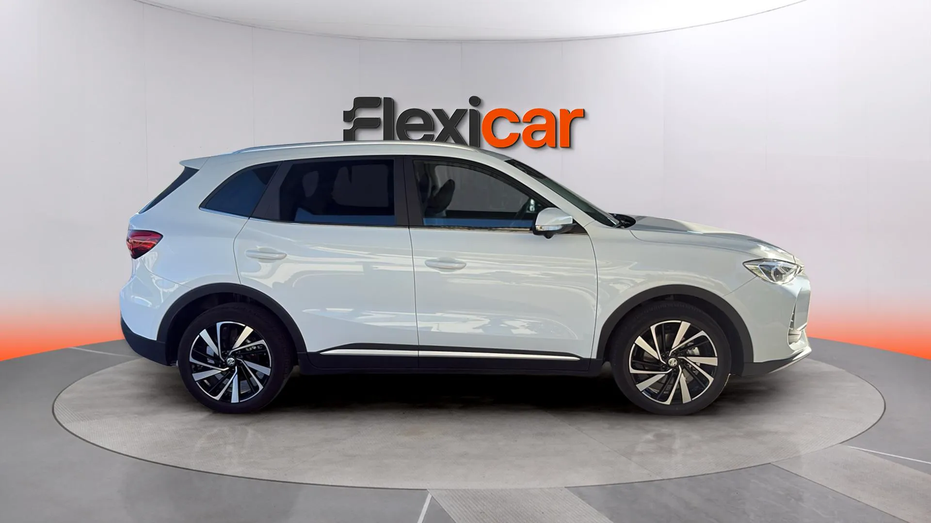 MG ZS Hybrid+ Comfort - foto 8