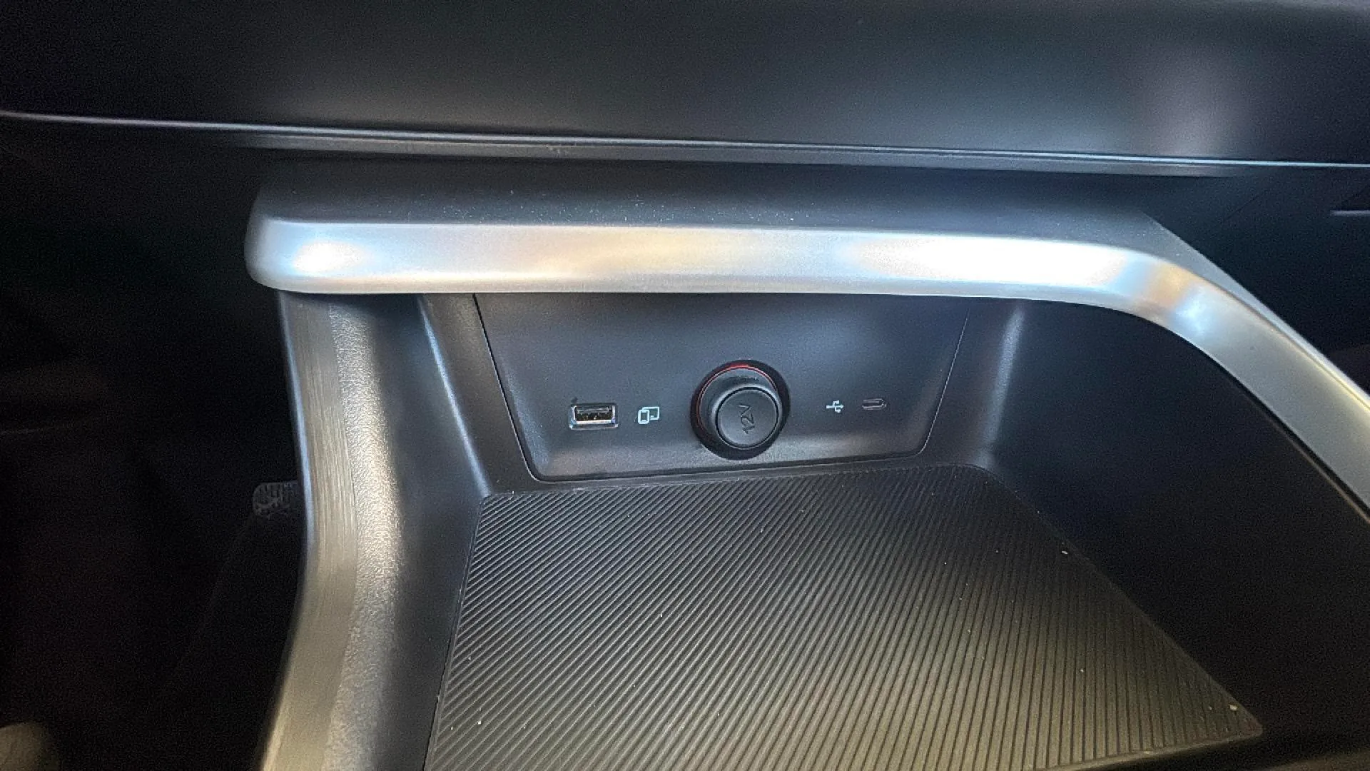 MG ZS Hybrid+ Comfort - foto 21
