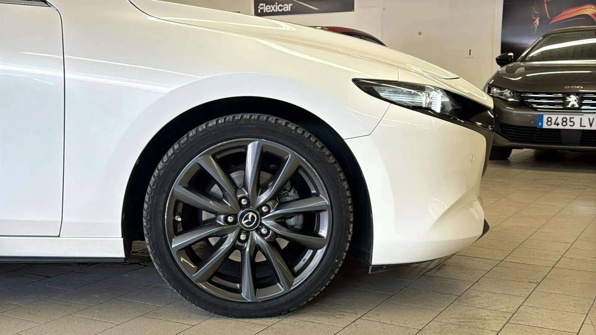 Mazda Mazda3 2.0 Skyactiv-G Zenith - foto 9