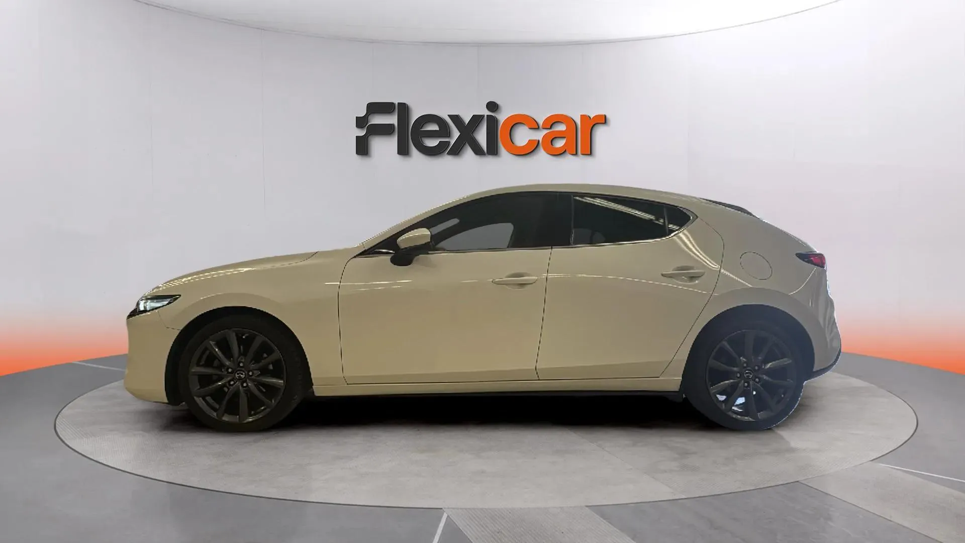 Mazda Mazda3 2.0 Skyactiv-G Zenith - foto 4