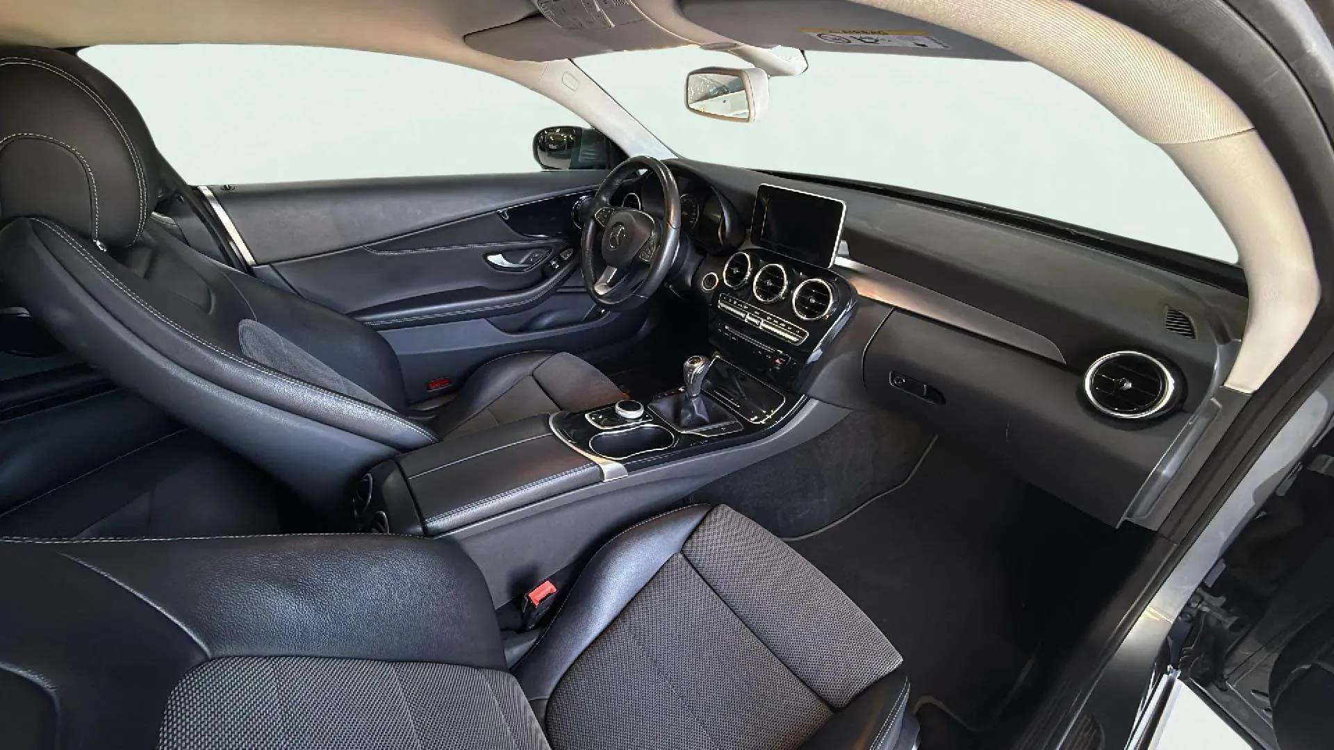 Mercedes-Benz Clase C C Coupé 220 d - foto 12