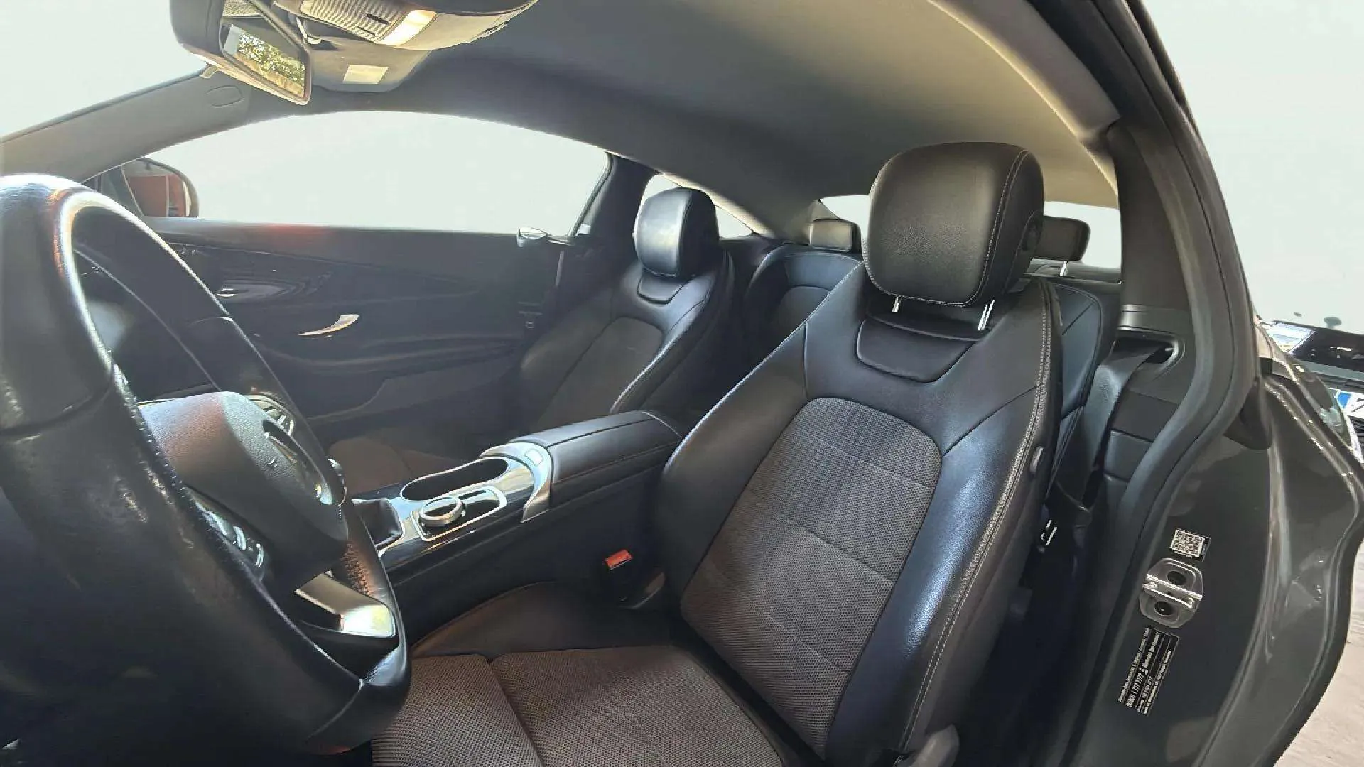 Mercedes-Benz Clase C C Coupé 220 d - foto 11