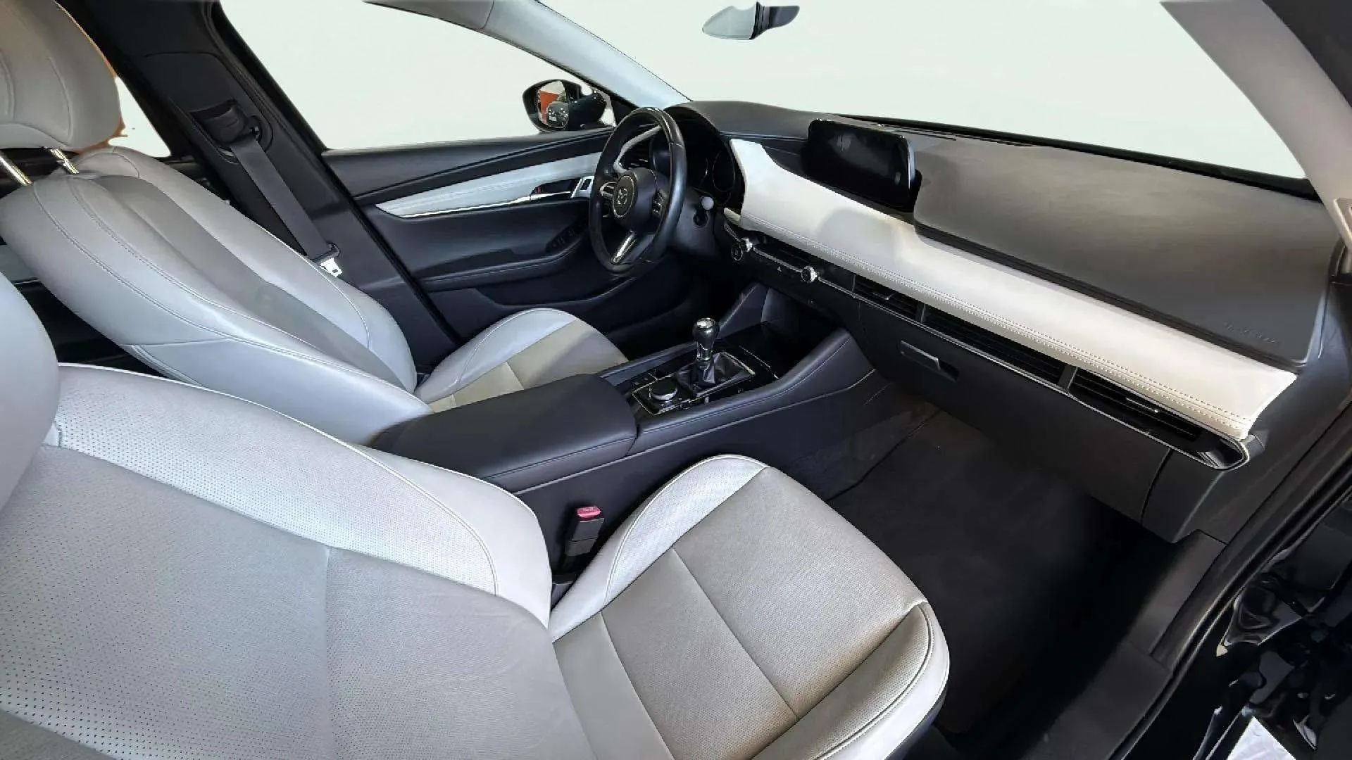 Mazda Mazda3 2.0 Skyactiv-X Zenith Safety Black - foto 12
