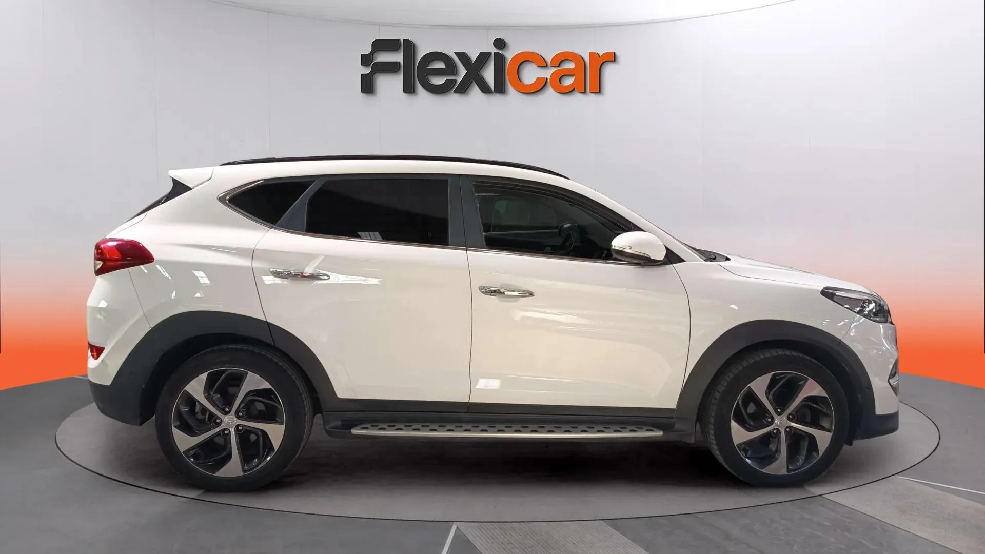 Hyundai Tucson 1.7 CRDi BD Style DCT 4x2 - foto 8