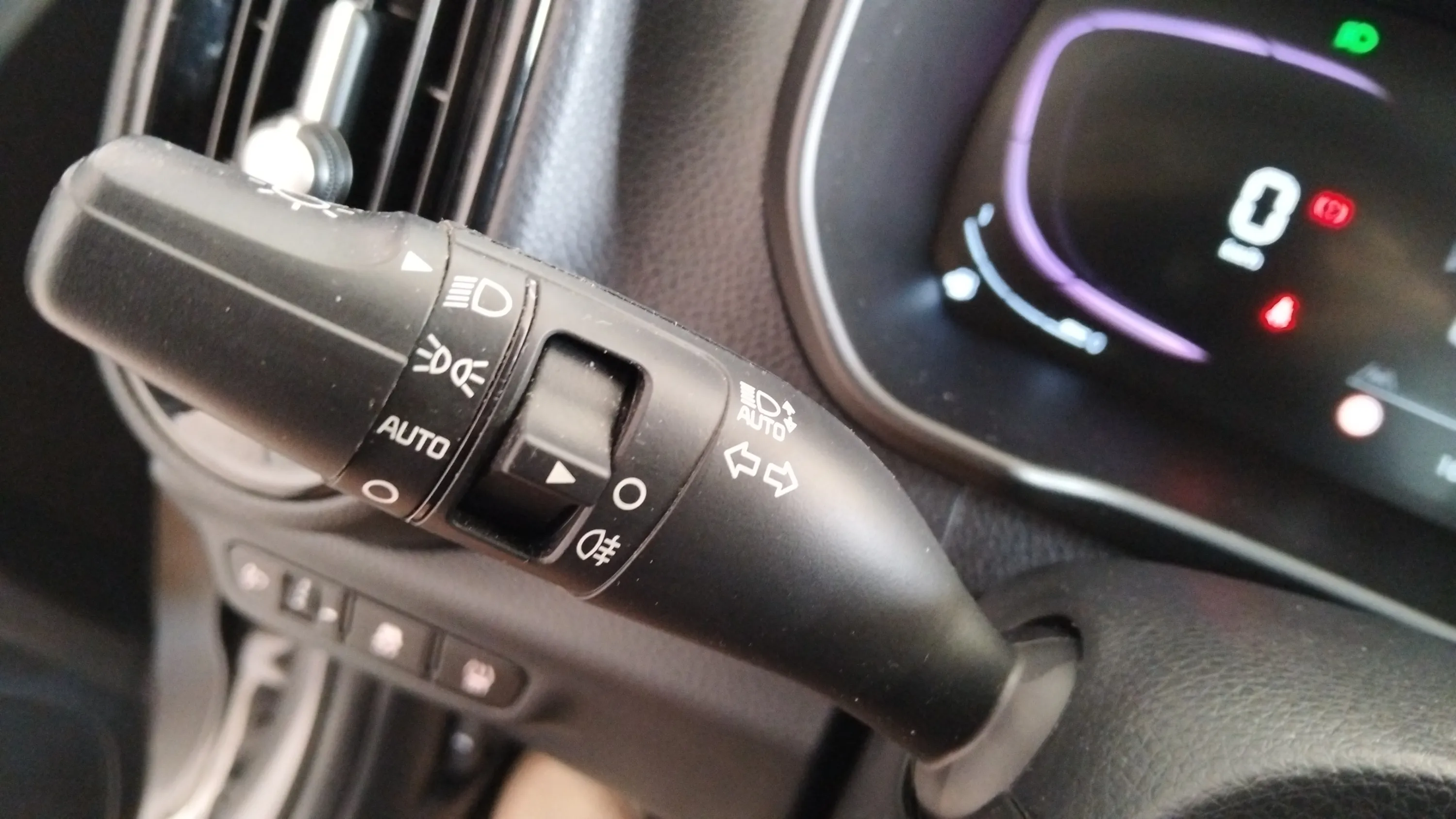 Kia Picanto 1.0 DPi AMT GT Line - foto 23