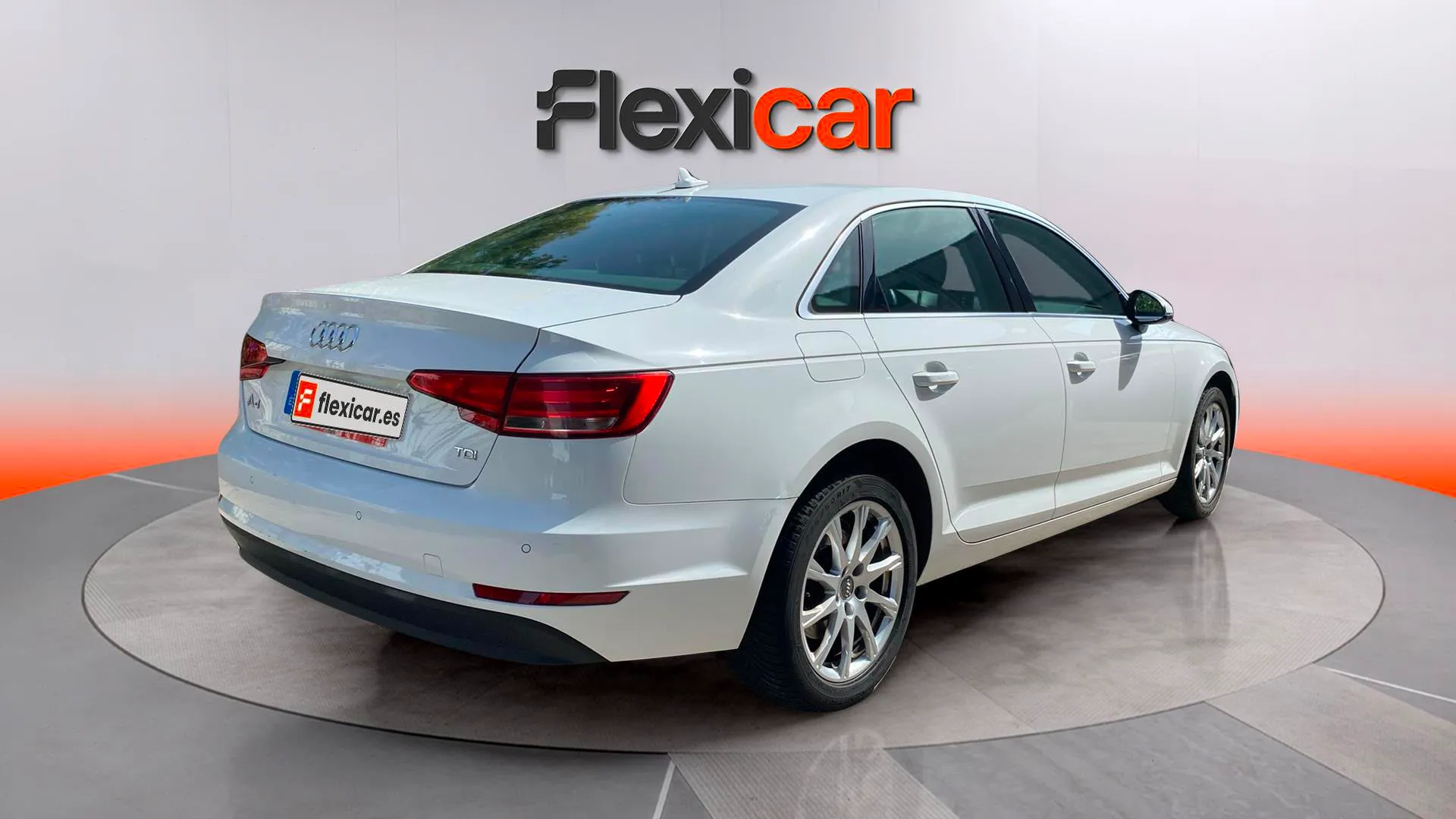 Audi A4 2.0 TDI - foto 5