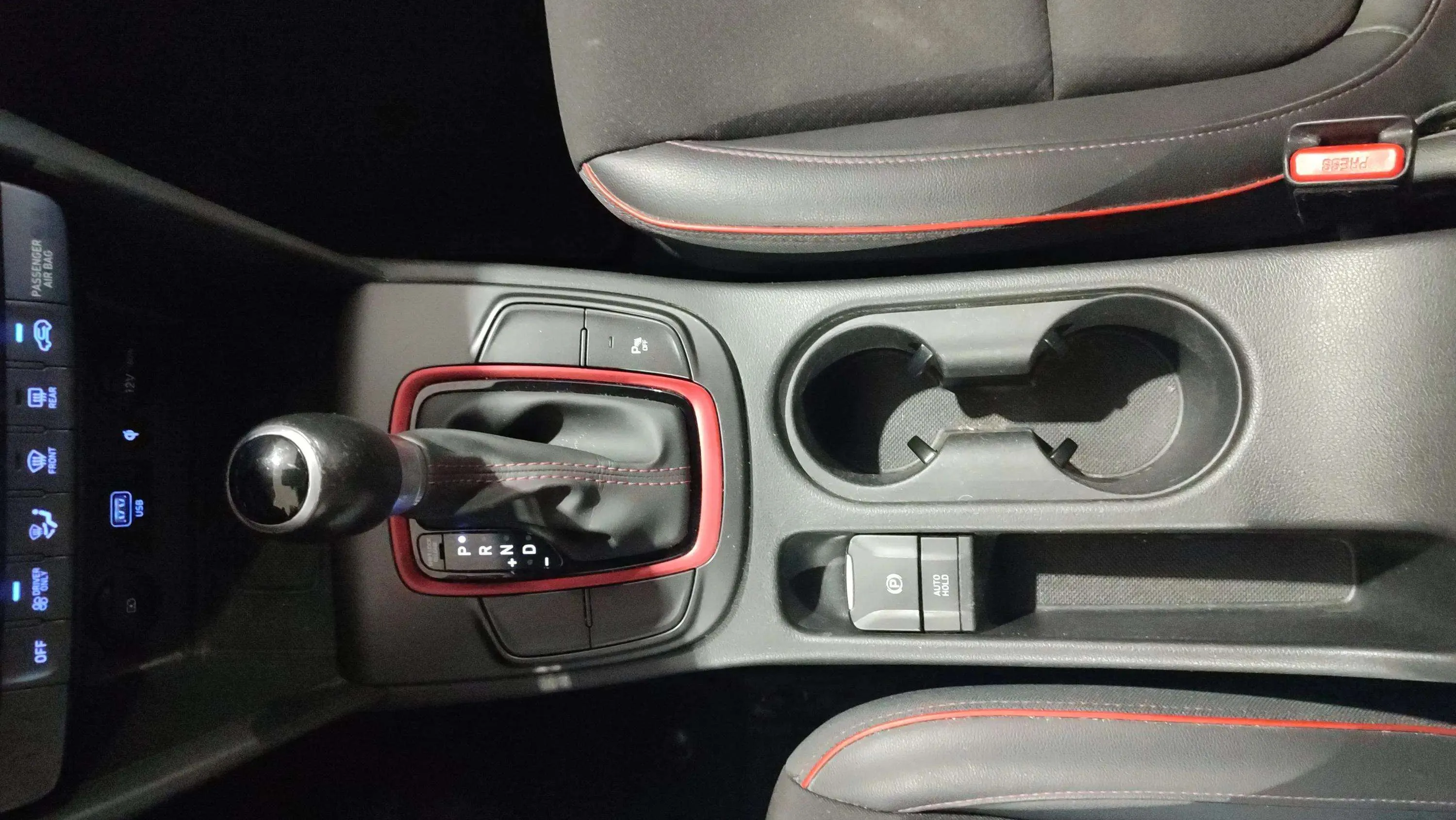 Hyundai Kona 1.6 GDI HEV Tecno Red DT - foto 13