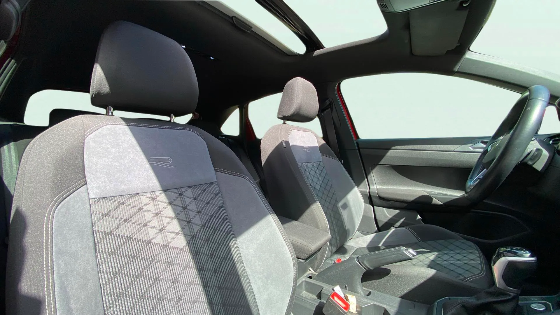 Volkswagen Taigo R-Line 1.5 TSI DSG - foto 18