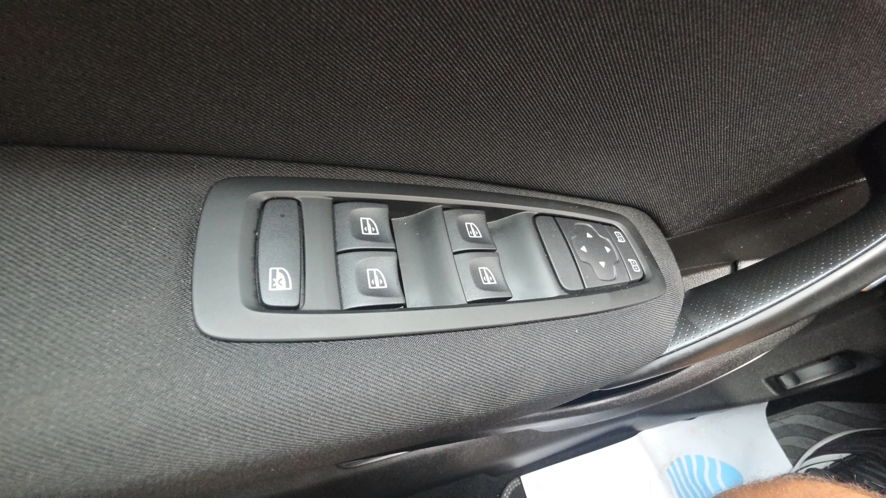 Renault Mégane Limited TCe GPF 18 - foto 19