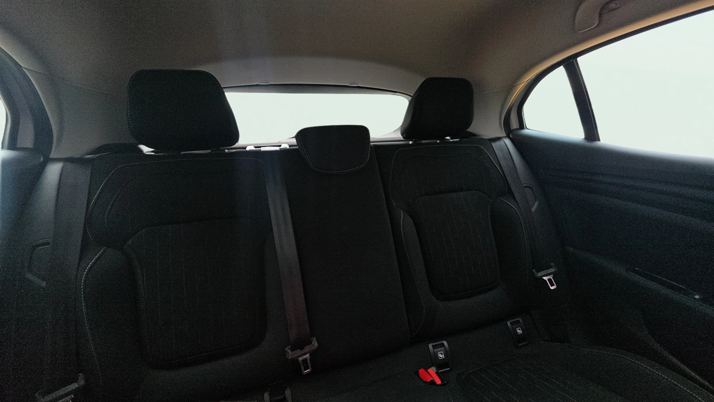 Renault Mégane Limited TCe GPF 18 - foto 18
