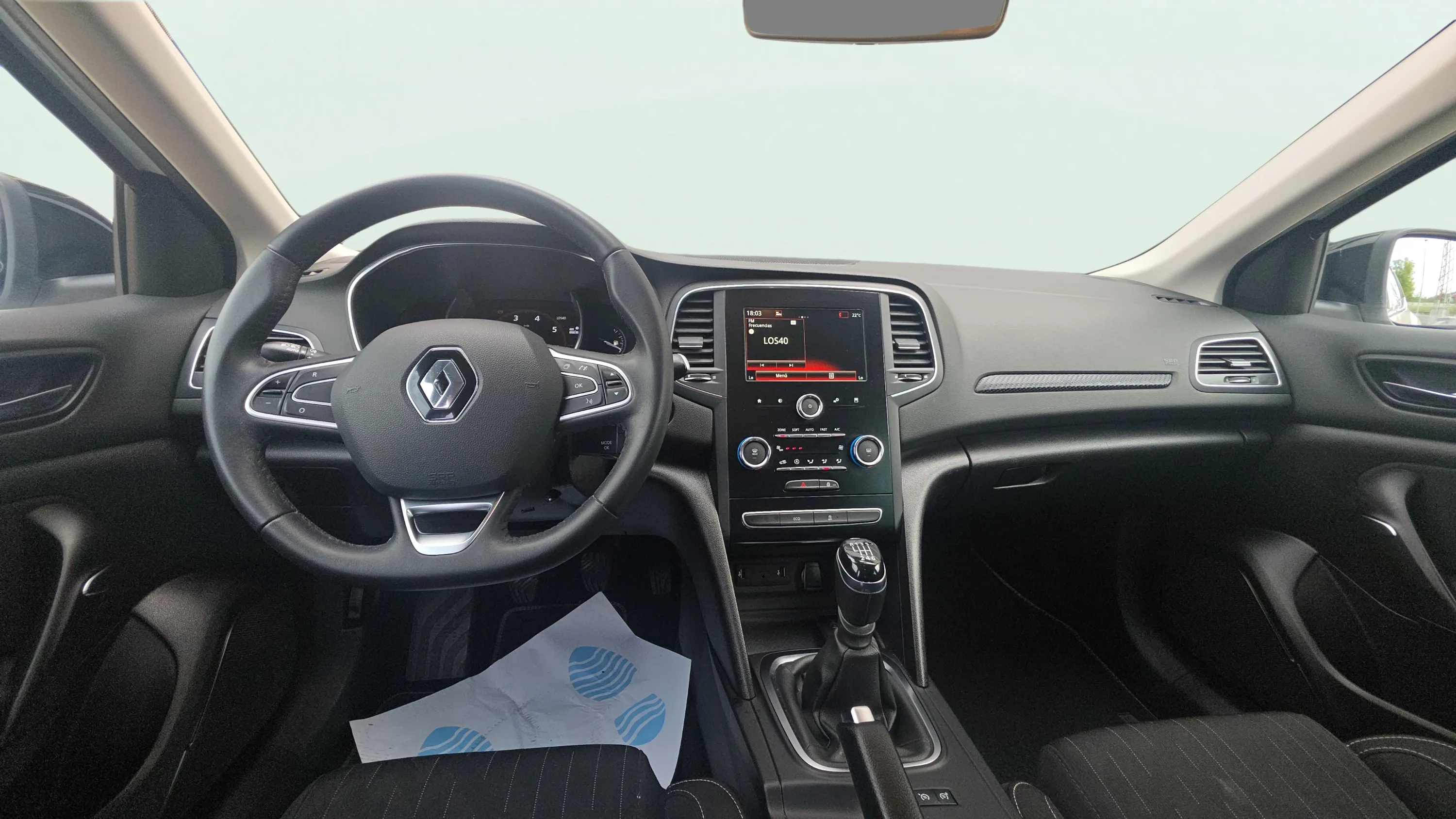 Renault Mégane Limited TCe GPF 18 - foto 11