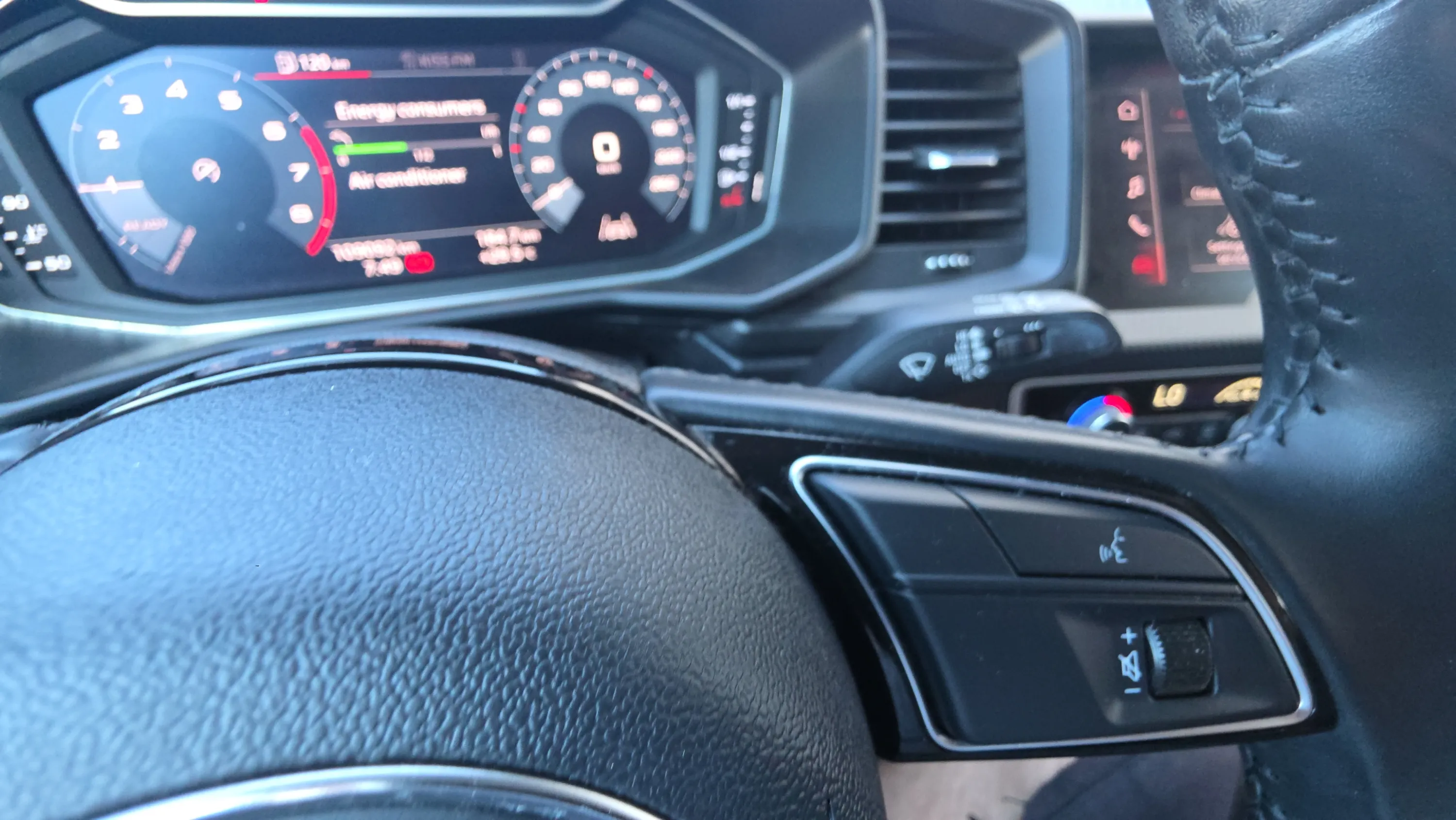Audi A1 citycarver 30 TFSI - foto 12