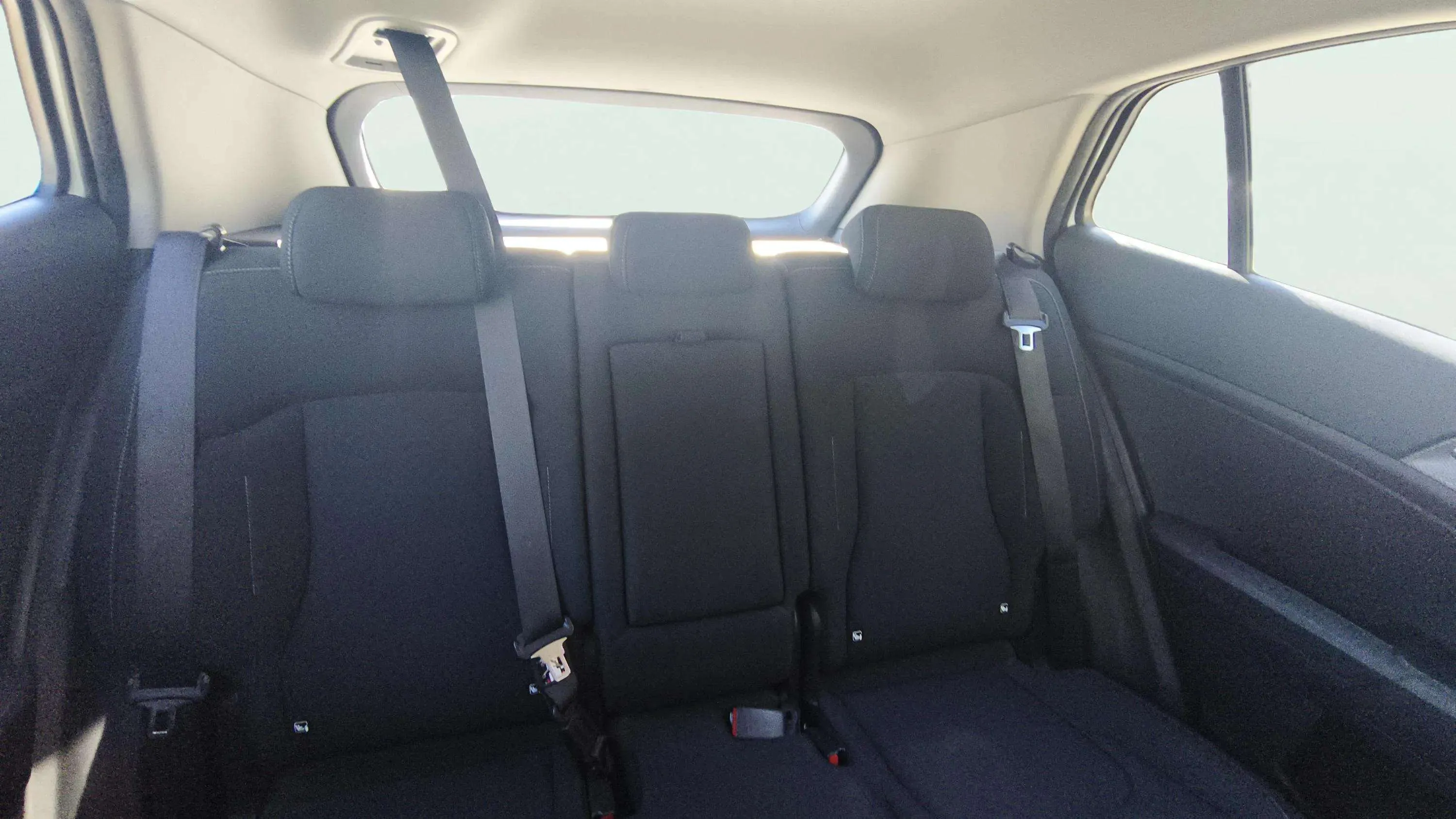 Kia Sportage 1.6 T-GDi Concept 4x2 - foto 20