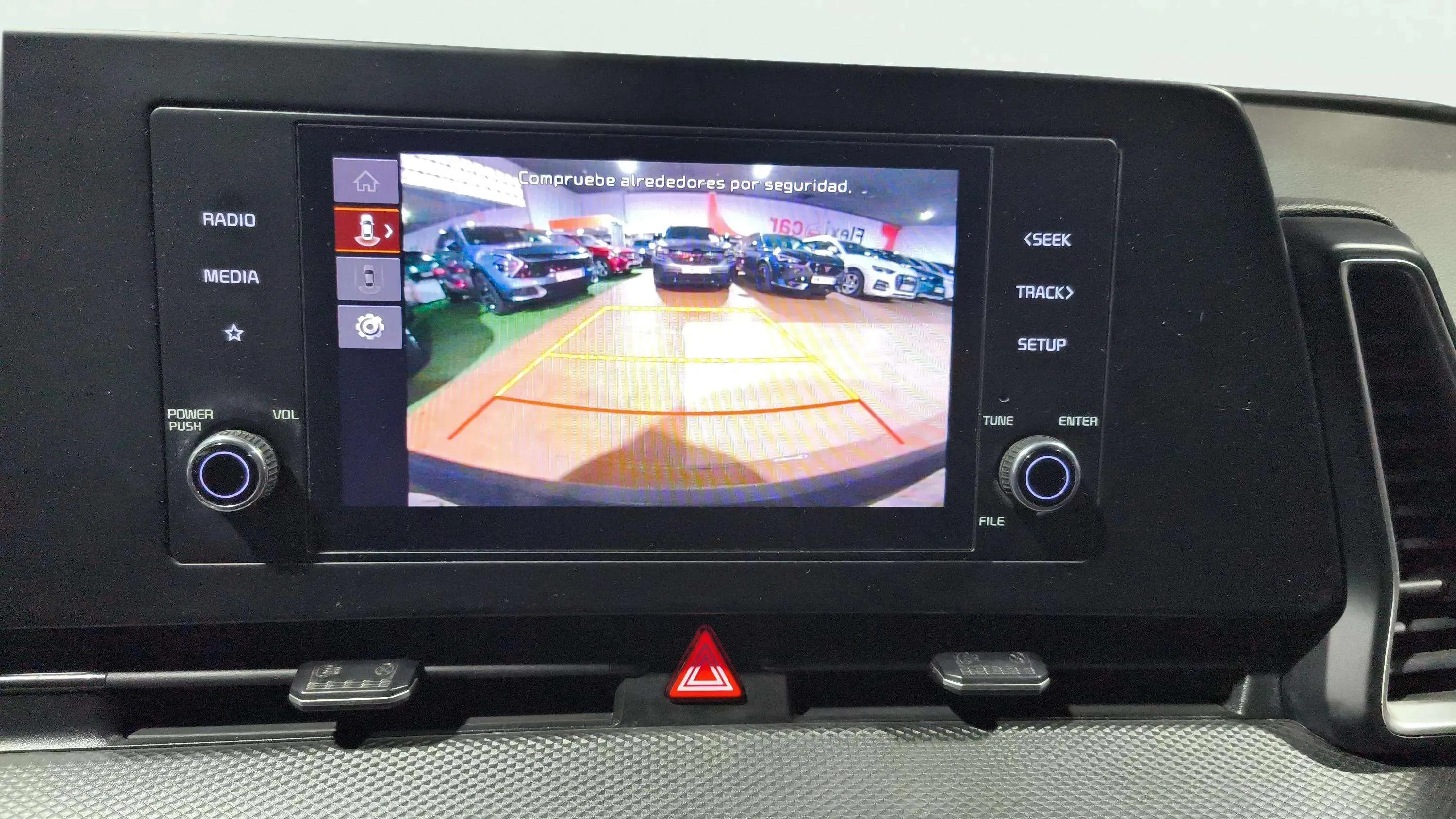Kia Sportage 1.6 T-GDi Concept 4x2 - foto 15