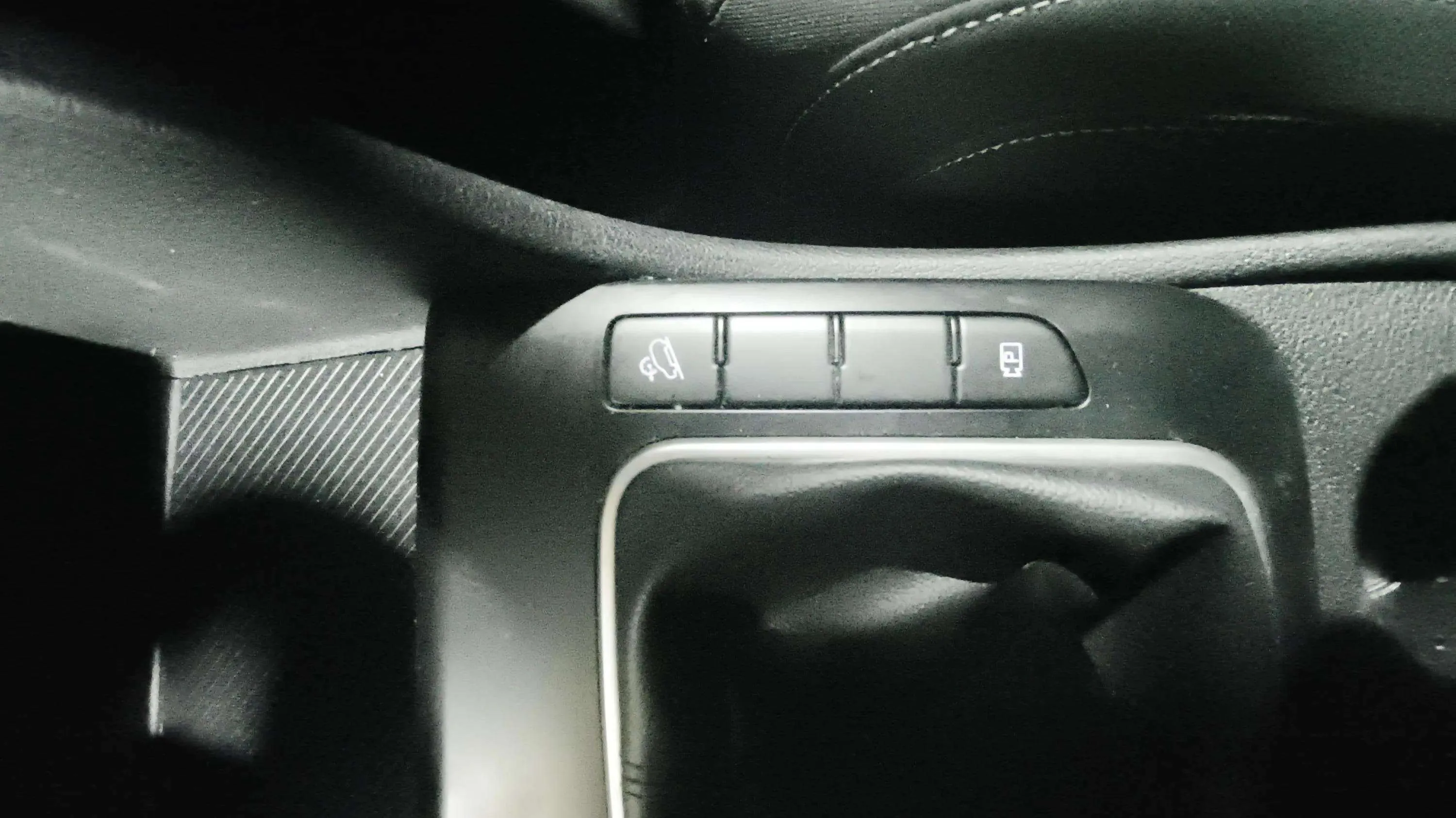 Kia Sportage 1.6 T-GDi Concept 4x2 - foto 25