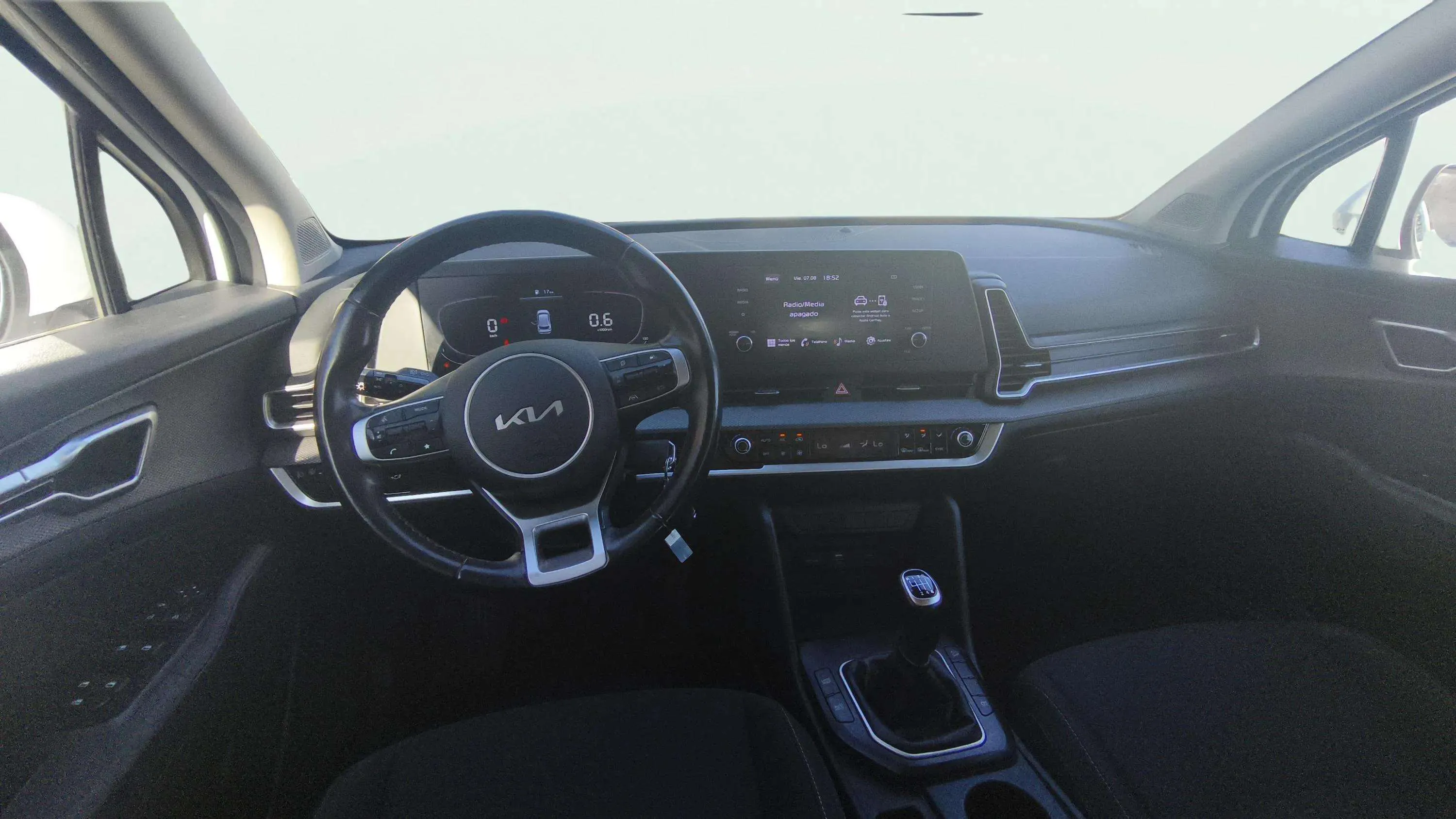 Kia Sportage 1.6 T-GDi Concept 4x2 - foto 11