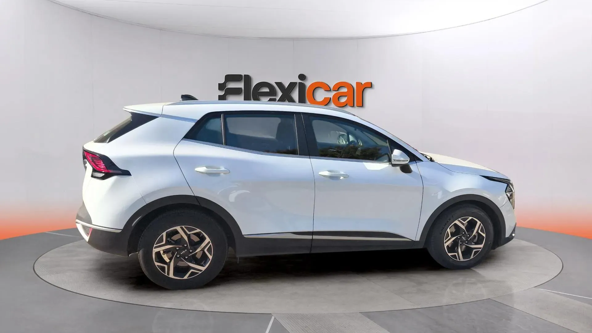 Kia Sportage 1.6 T-GDi Concept 4x2 - foto 7