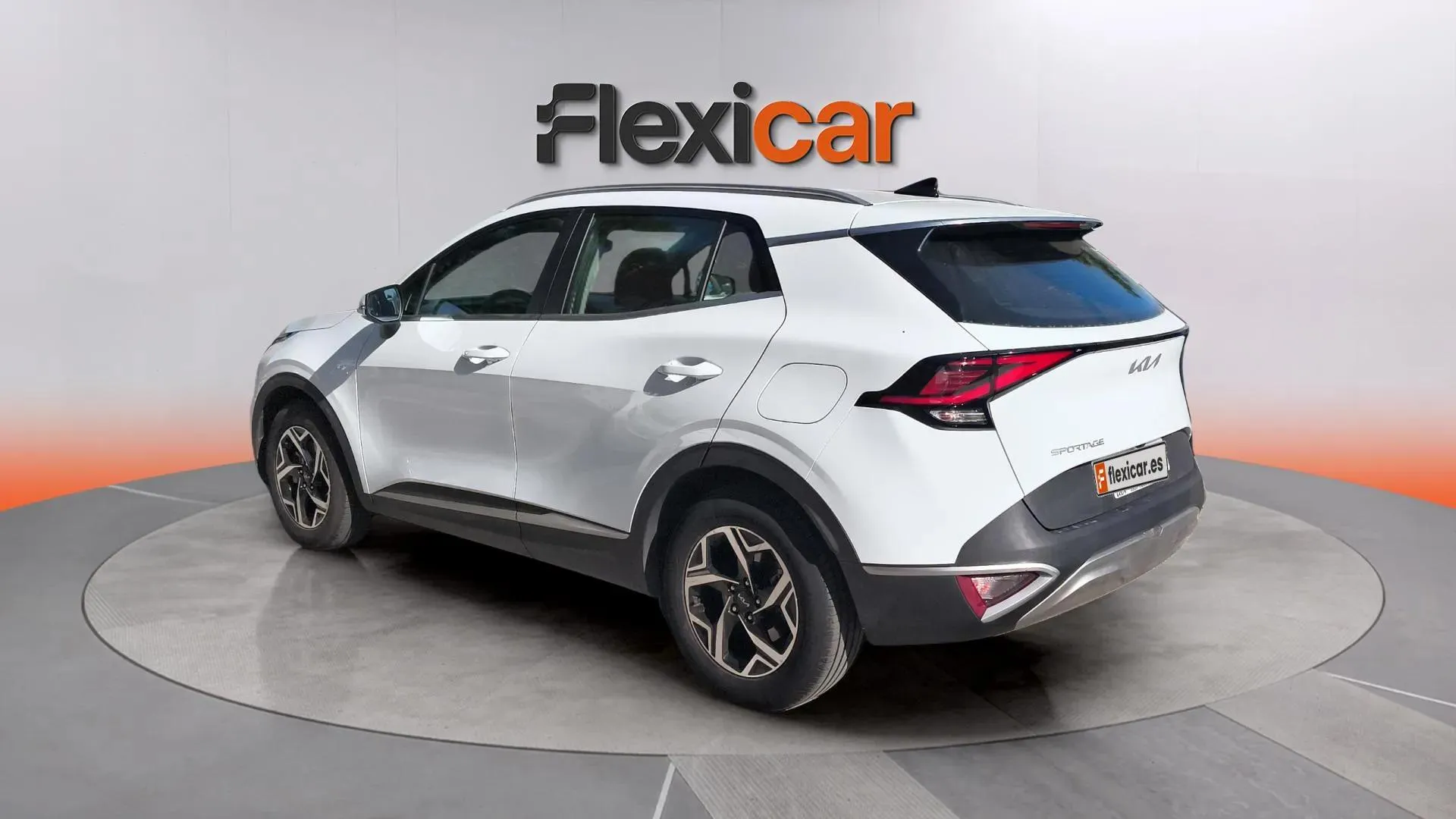 Kia Sportage 1.6 T-GDi Concept 4x2 - foto 4