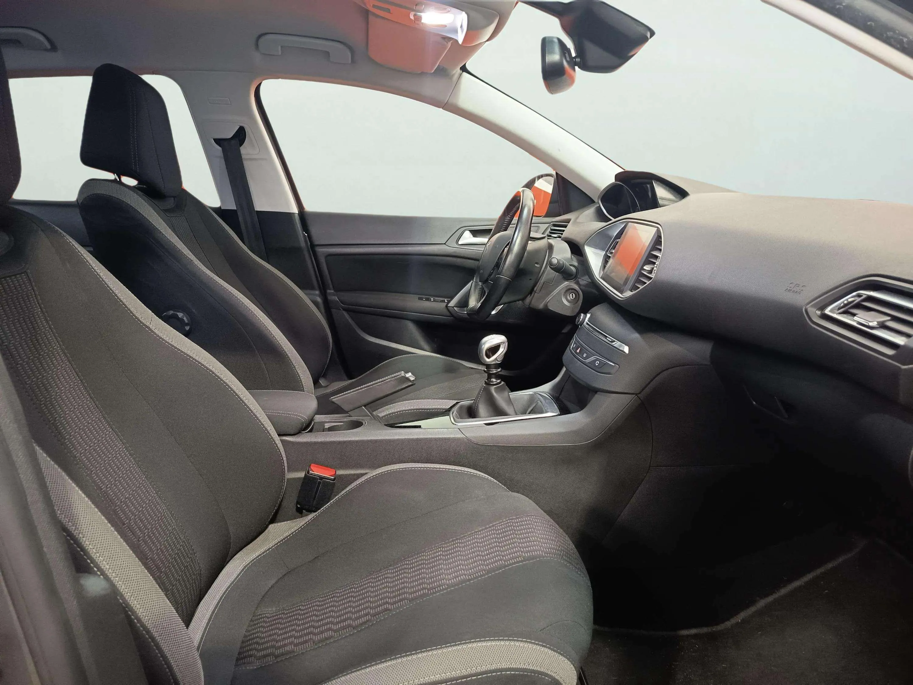 Peugeot 308 Allure 1.2 PureTech 130 - foto 20