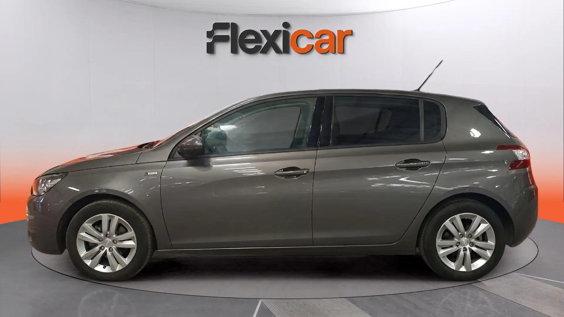 Peugeot 308 Allure 1.2 PureTech 130 - foto 4