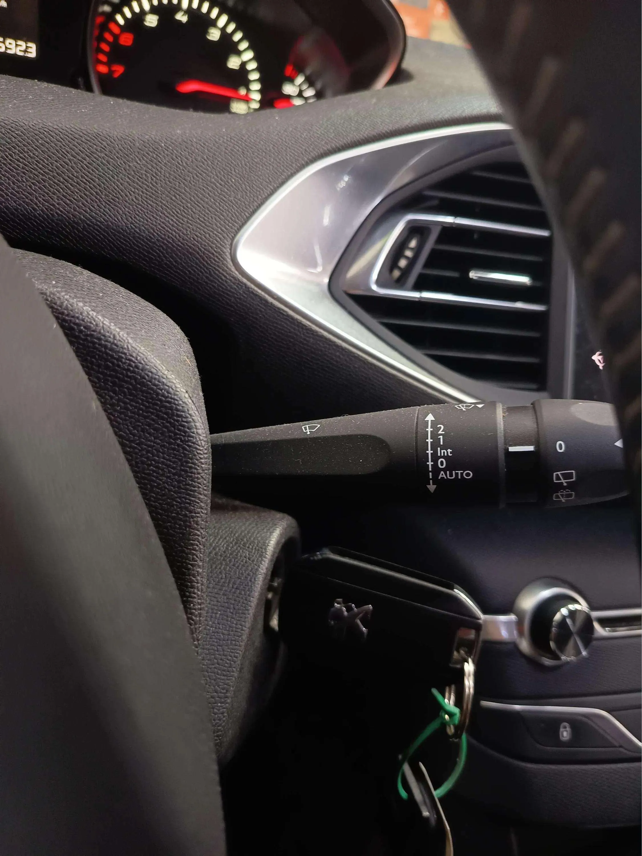 Peugeot 308 Allure 1.2 PureTech 130 - foto 15