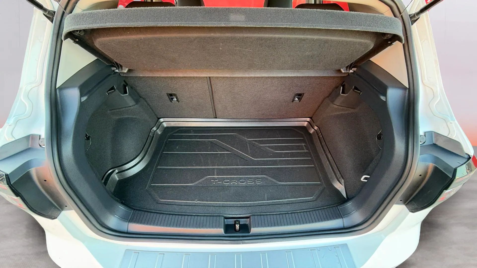 Volkswagen T-Cross Advance 1.0 TSI DSG - foto 20