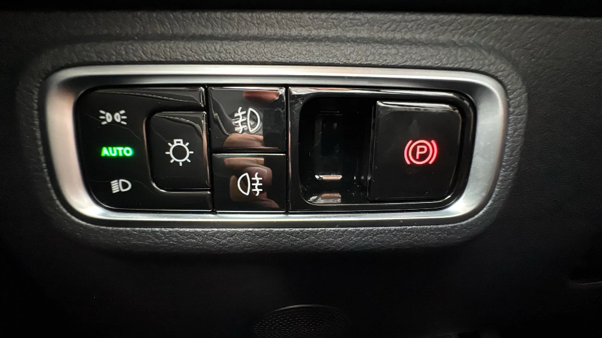 Omoda 5 Premium 1.6 T-GDi - foto 20