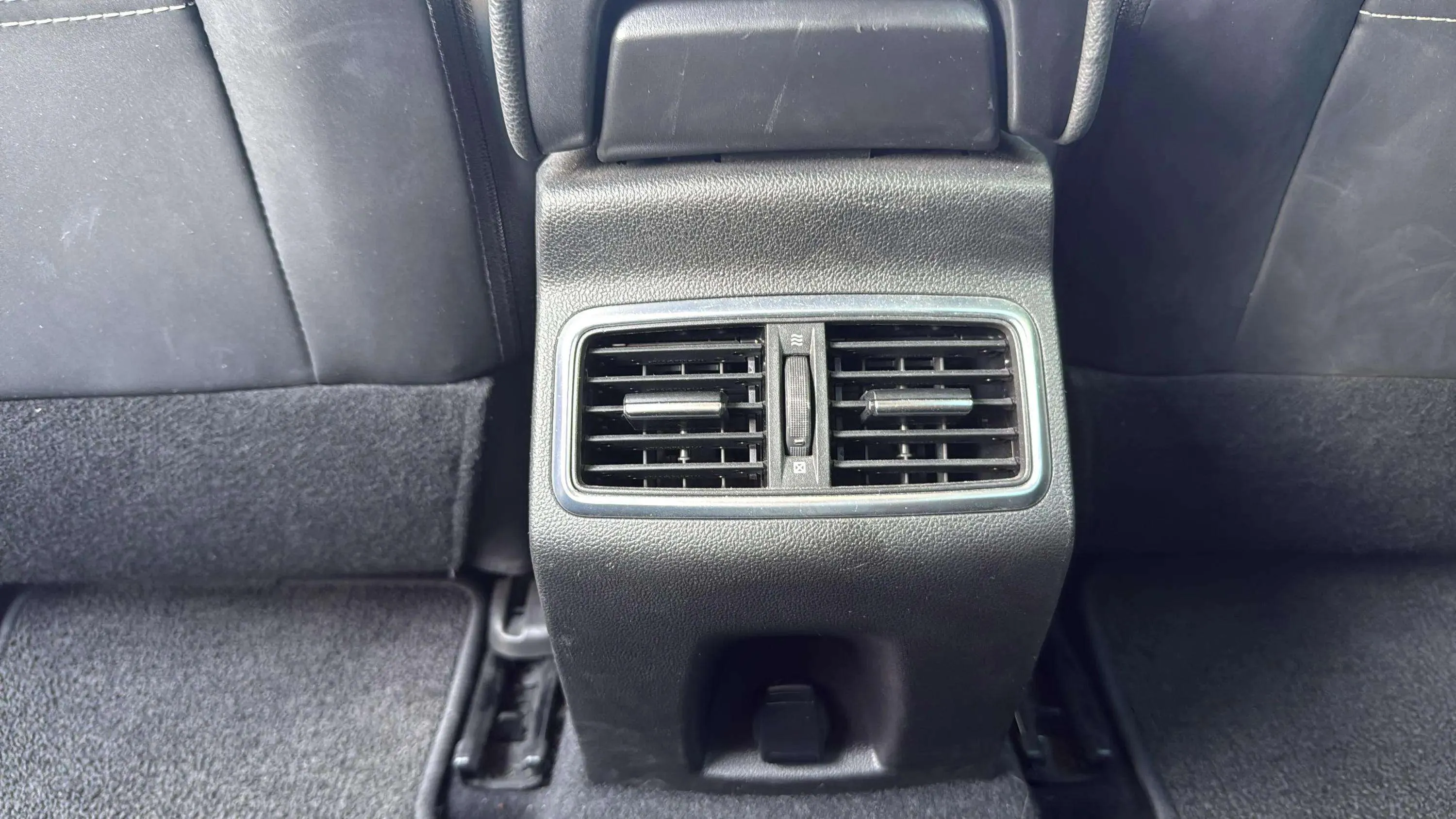 Renault Mégane Zen TCe GPF -SS - foto 27
