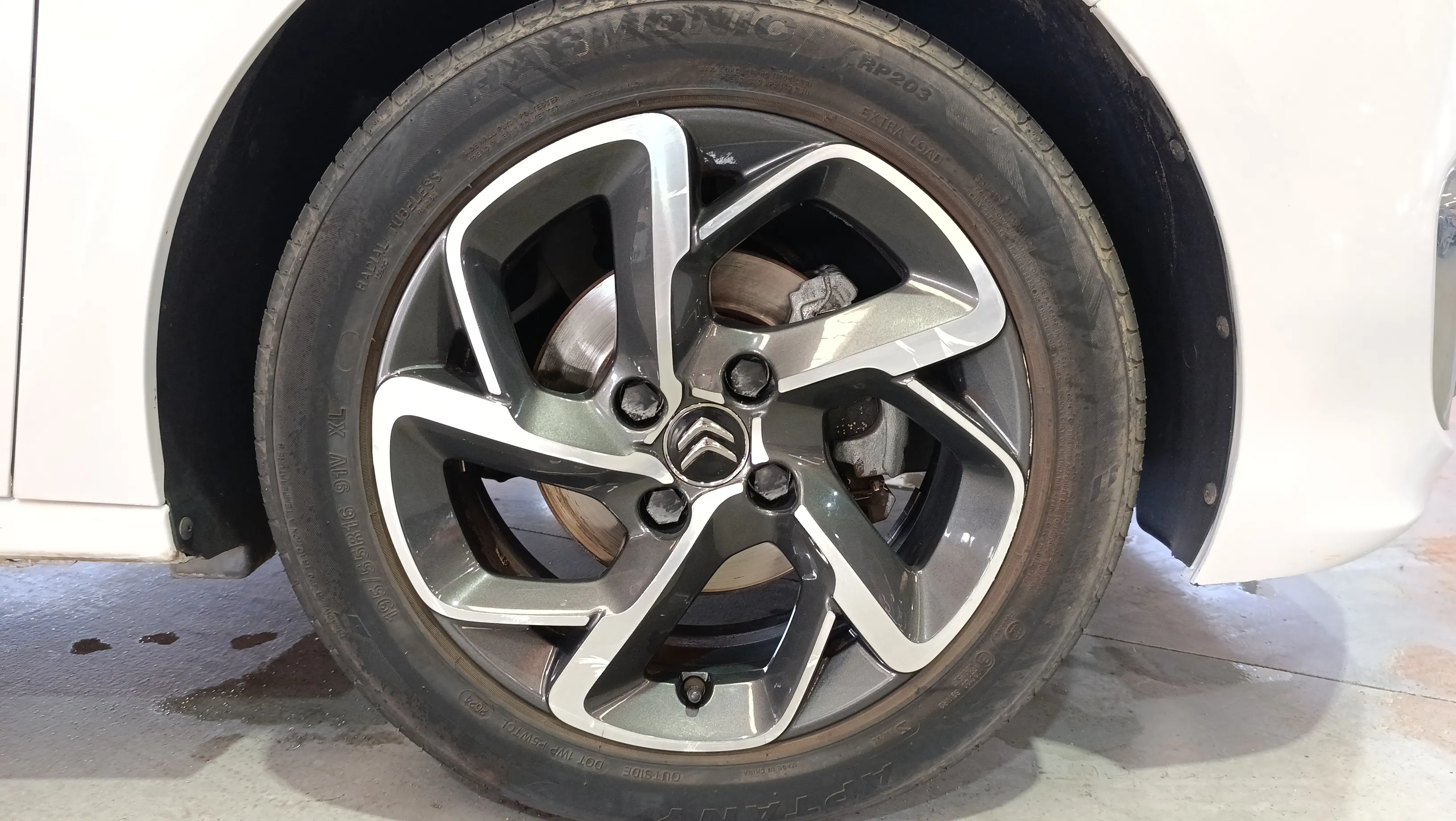 Citroën C-Elysée BlueHDi Shine - foto 36
