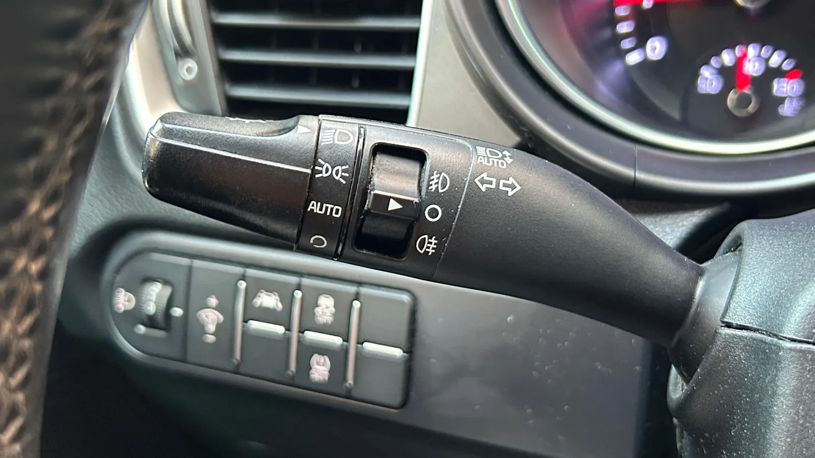 Kia XCeed 1.0 T-GDi Business - foto 21
