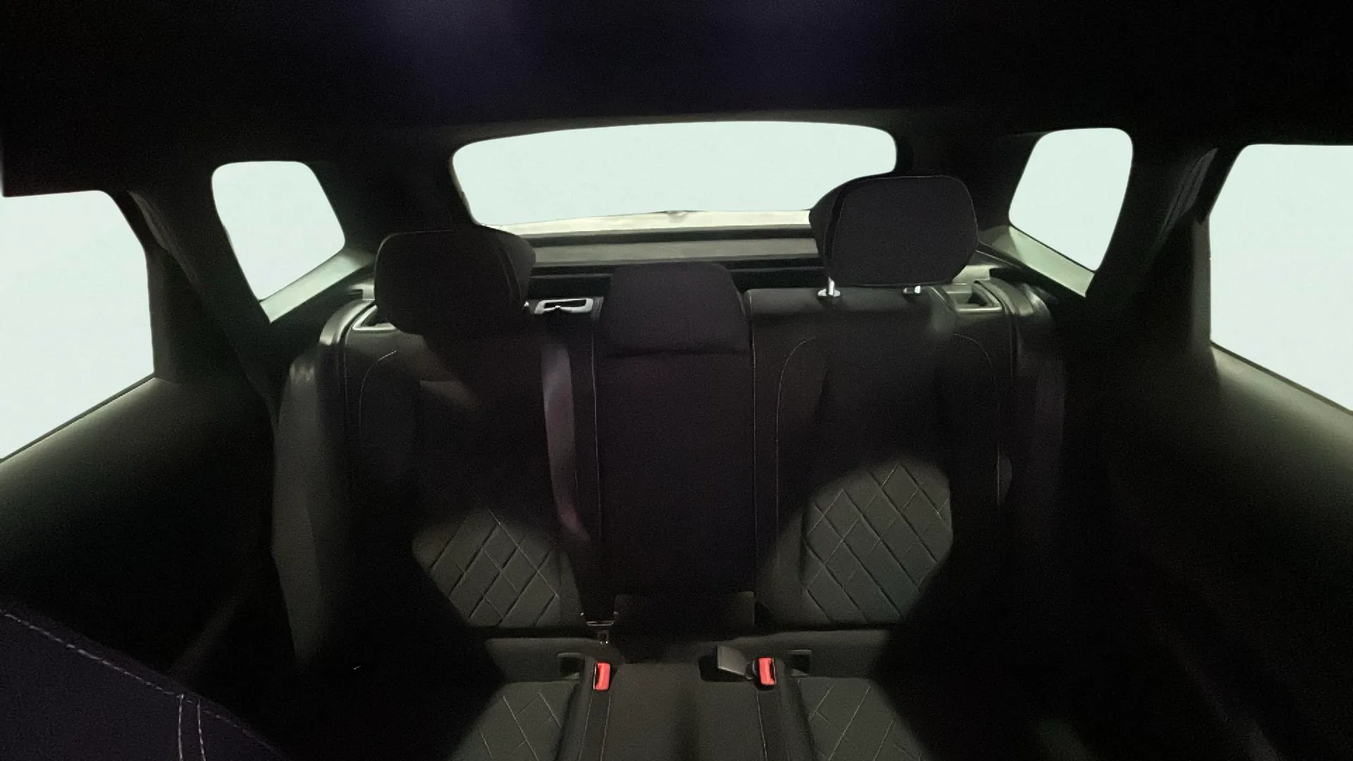 Škoda Karoq 1.5 TSI DSG ACT Sportline - foto 16