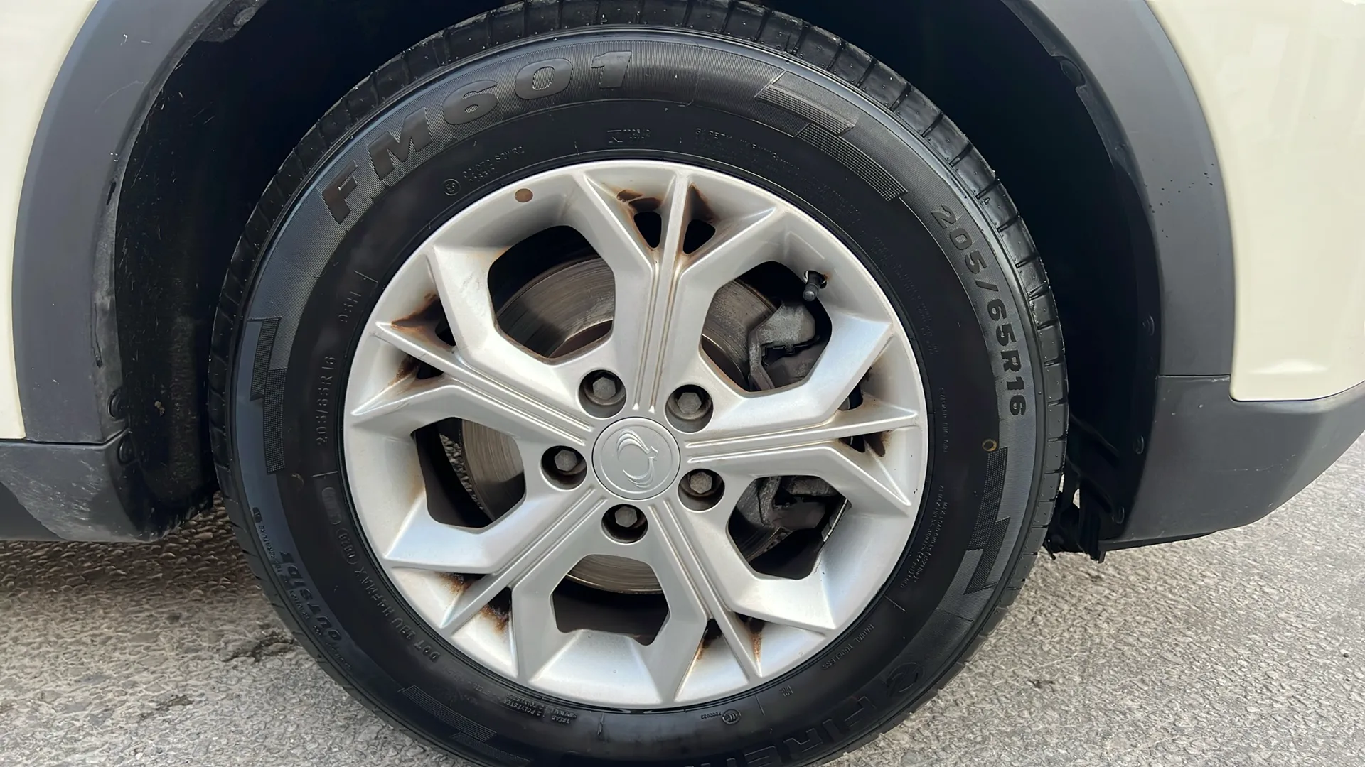SsangYong Tivoli G15T Limited - foto 9