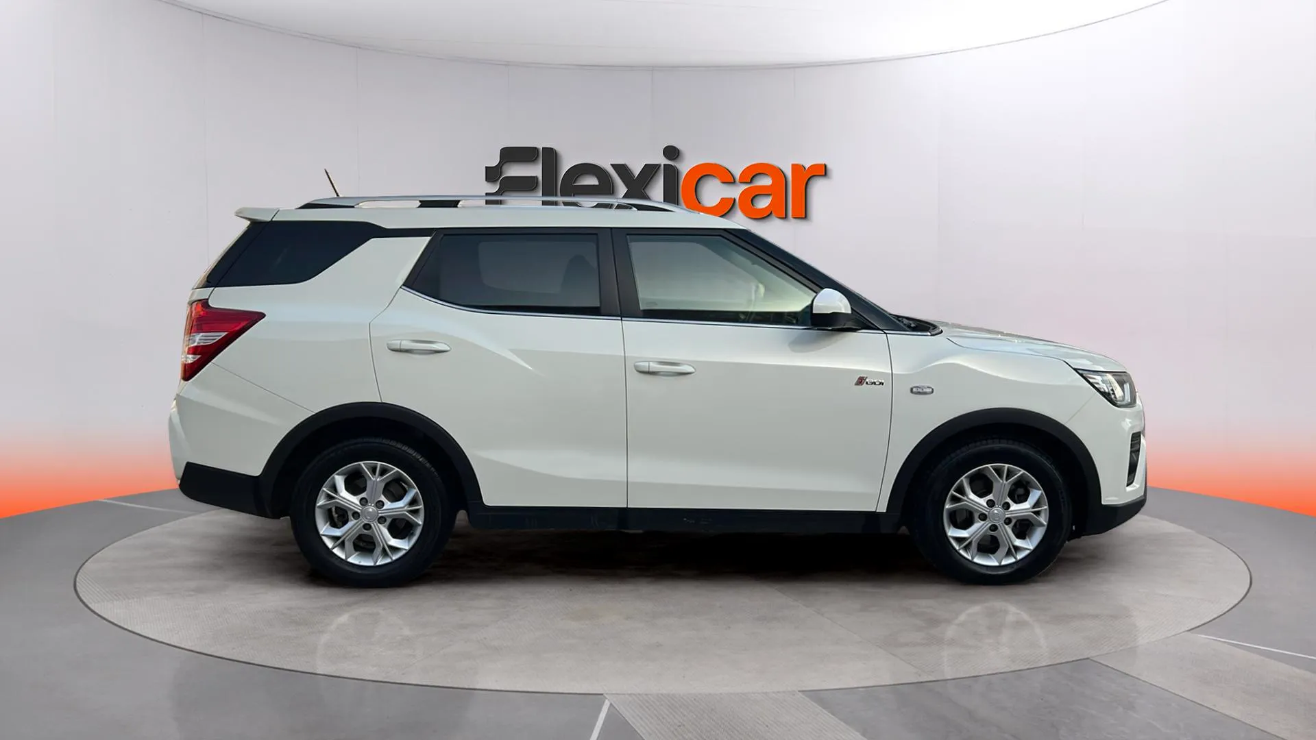 SsangYong Tivoli G15T Limited - foto 8
