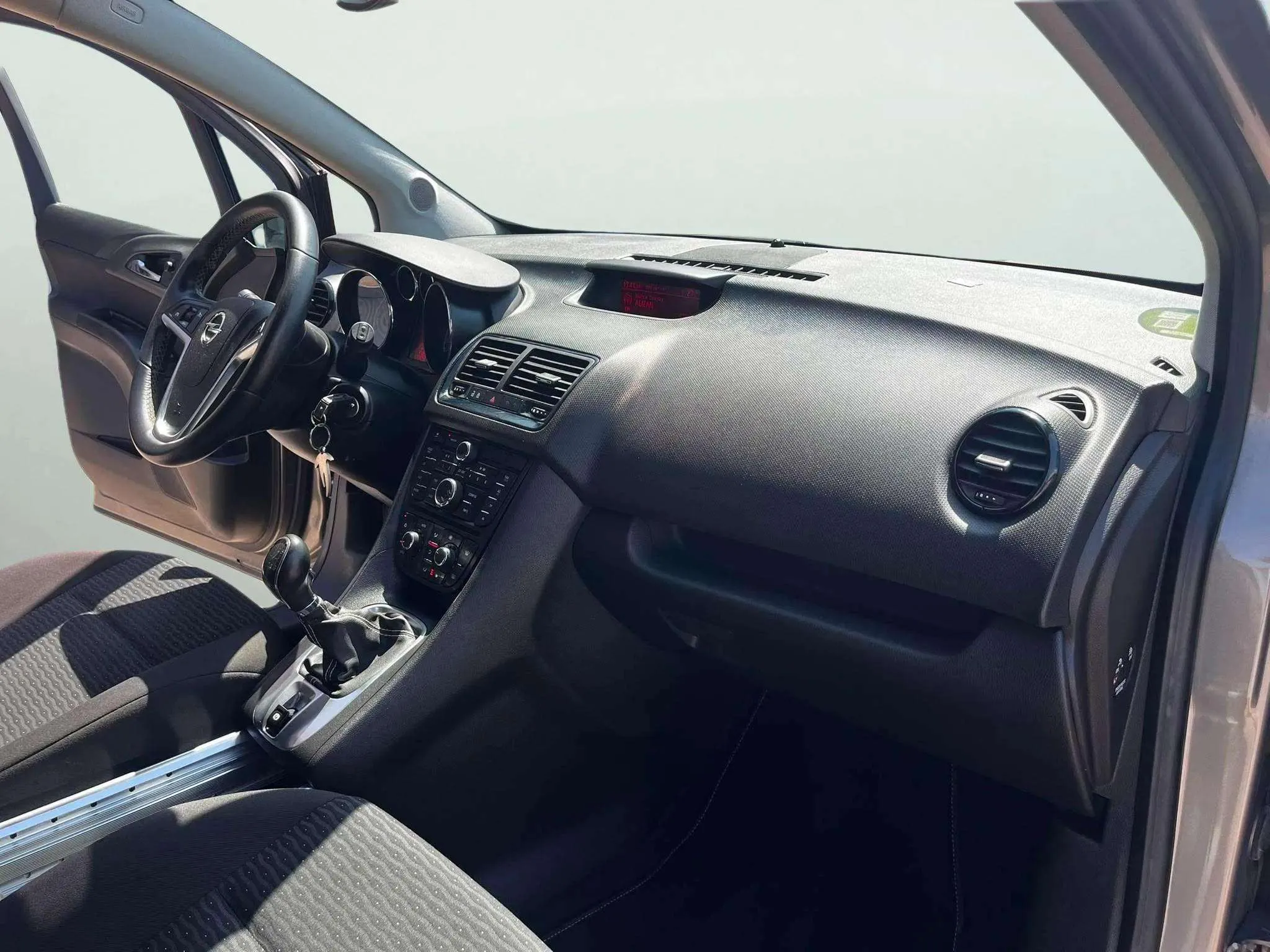 Opel Meriva 1.6 CDTI Ecoflex Selective - foto 19