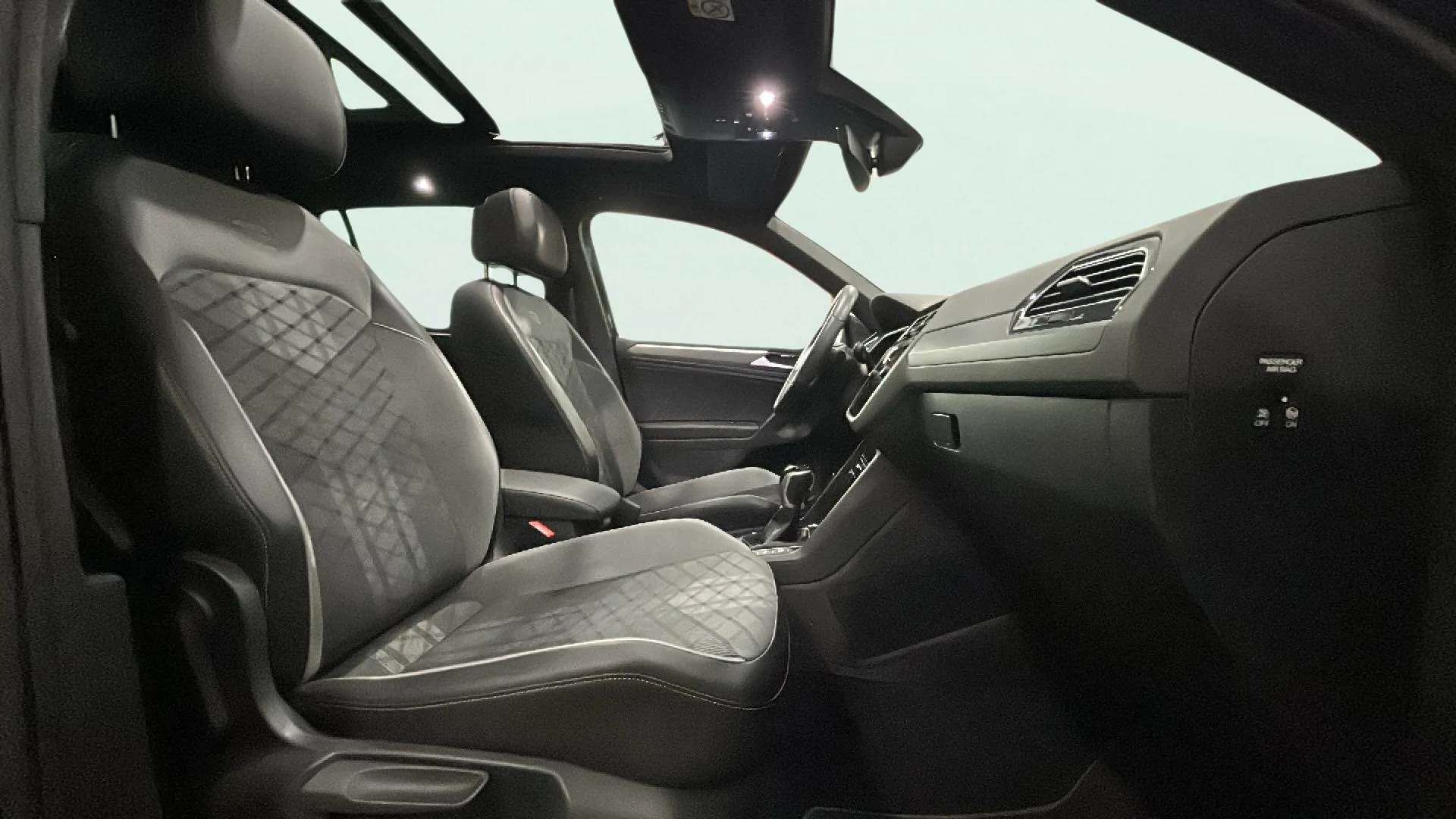 Volkswagen Tiguan R-Line 1.5 TSI DSG - foto 19