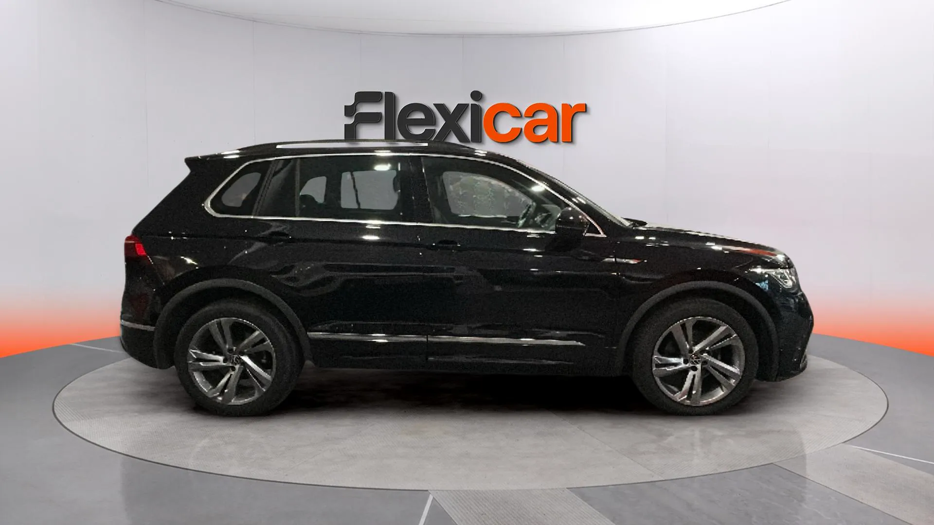 Volkswagen Tiguan R-Line 1.5 TSI DSG - foto 7