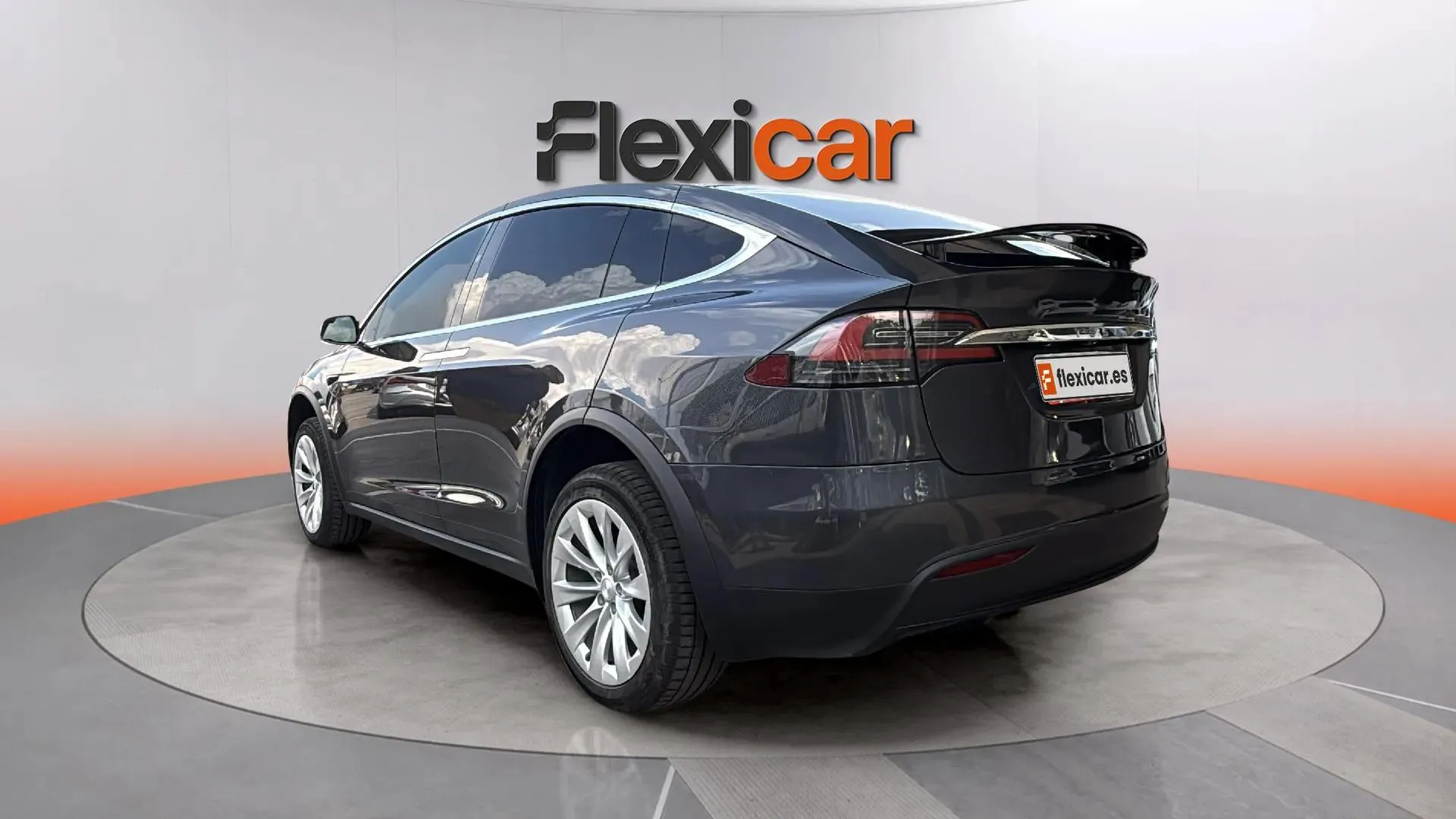 Tesla Model X Gran Autonomía 4WD - foto 7