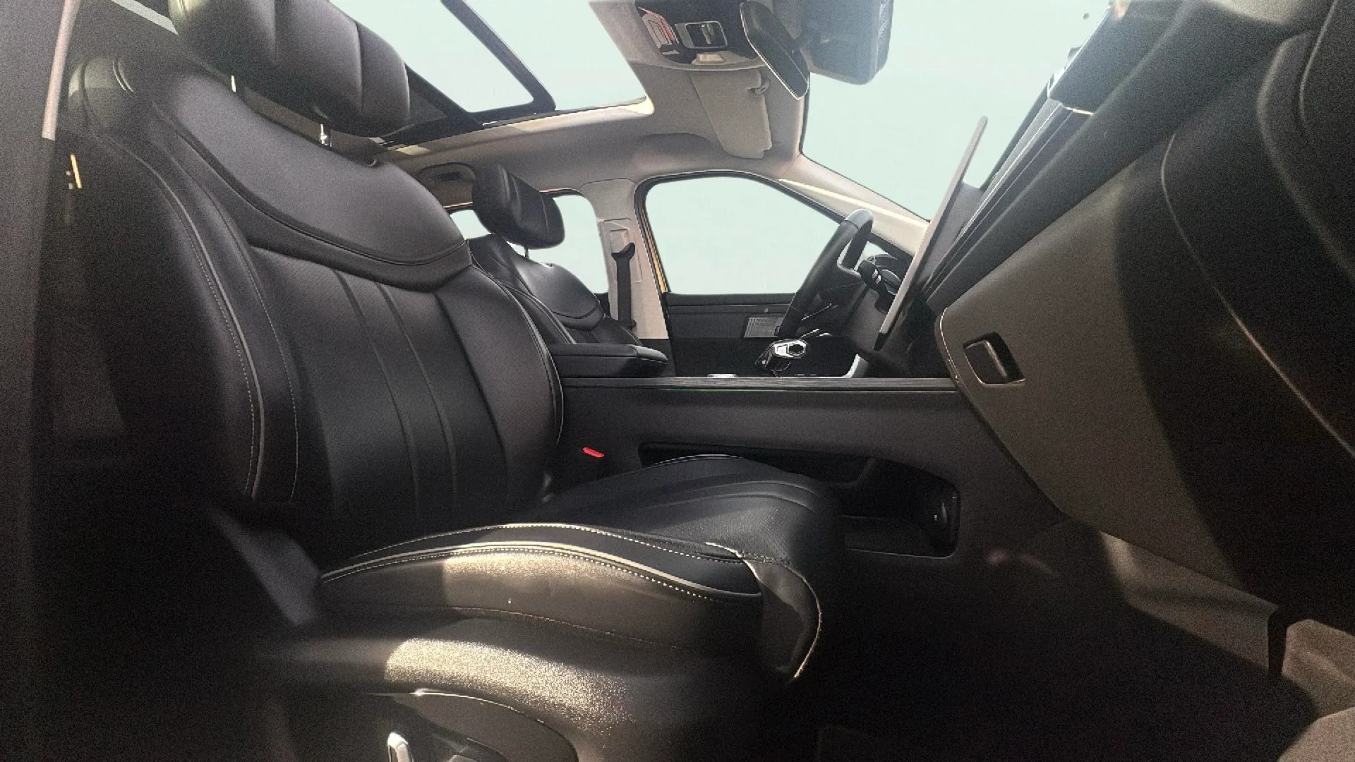Jaecoo 7 Exclusive 1.6 T-GDi AWD - foto 14