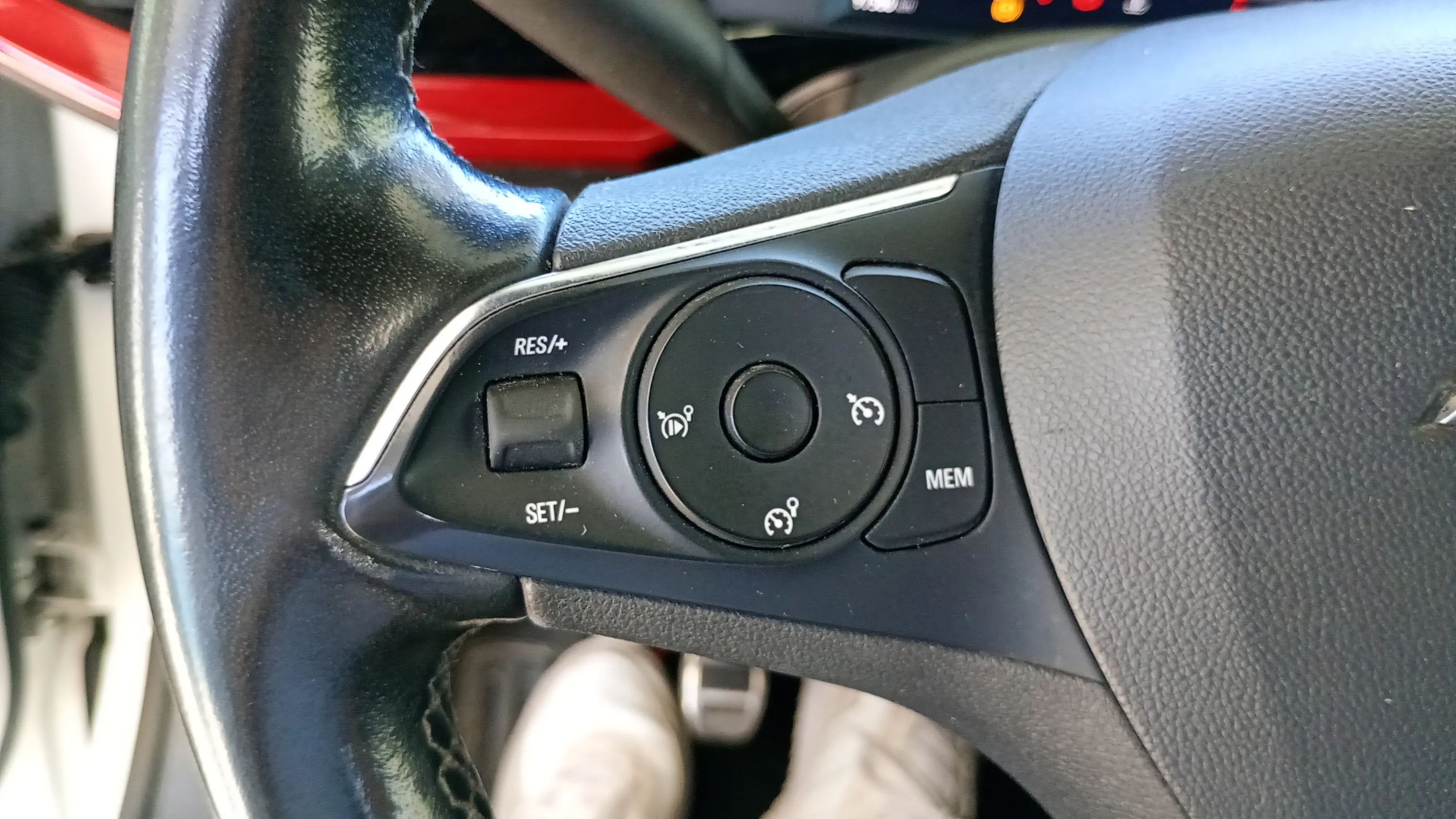 Opel Mokka 1.2 T GS - foto 15