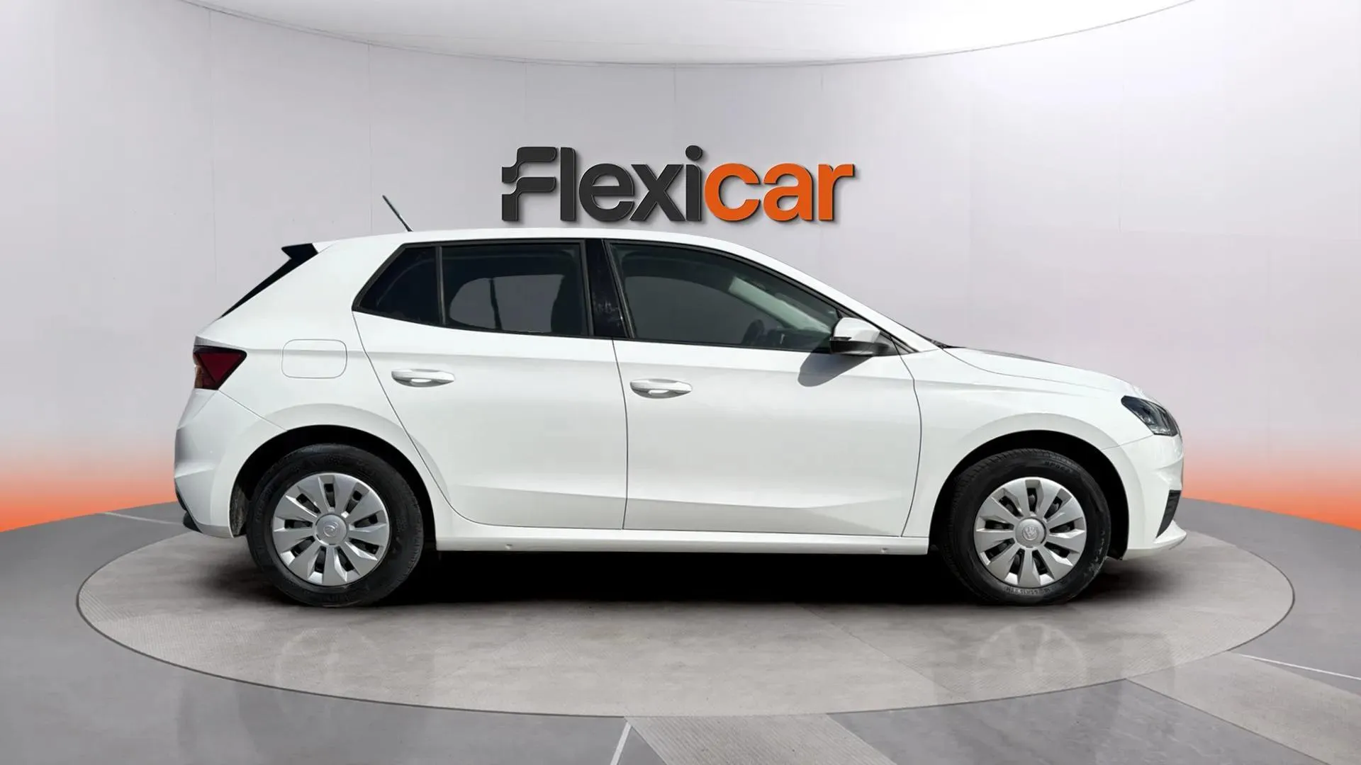 Škoda Fabia 1.0 MPI Active - foto 8