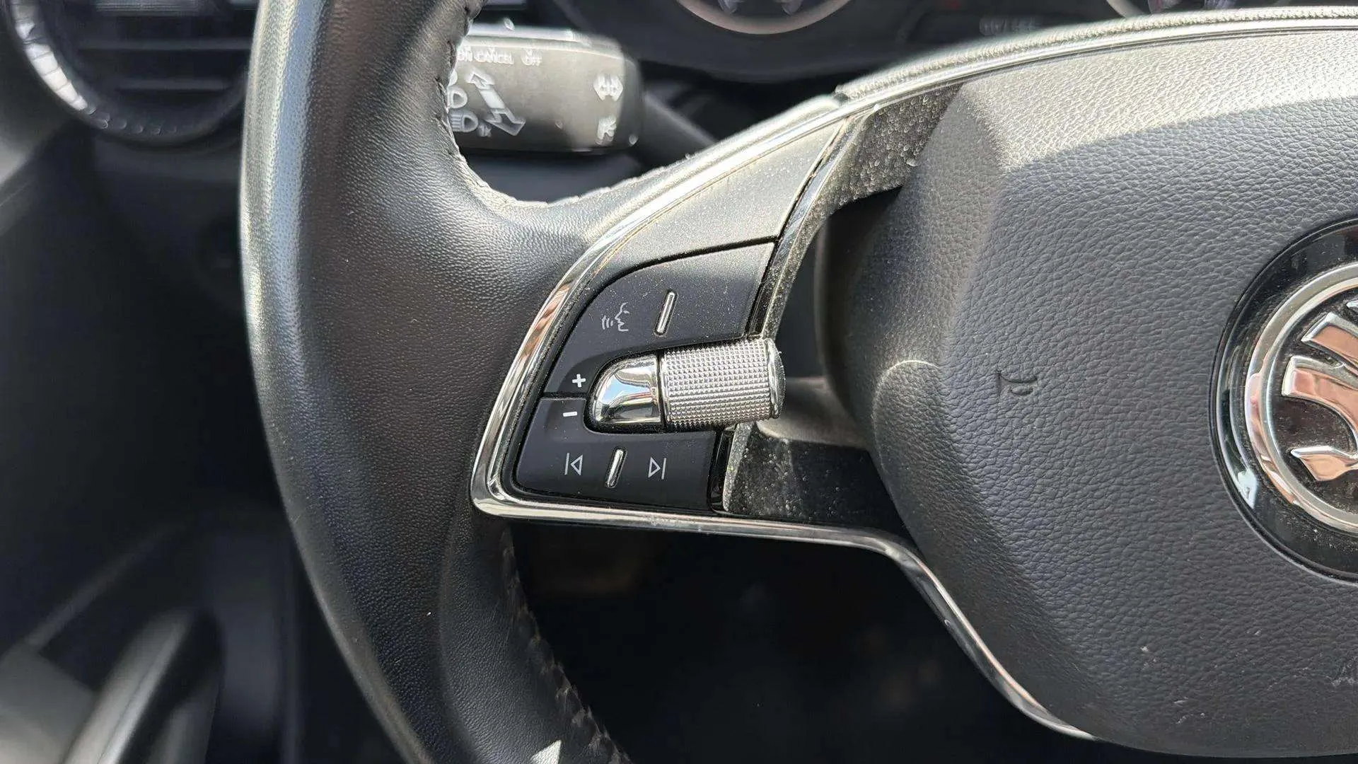 Škoda Fabia 1.0 MPI Active - foto 13
