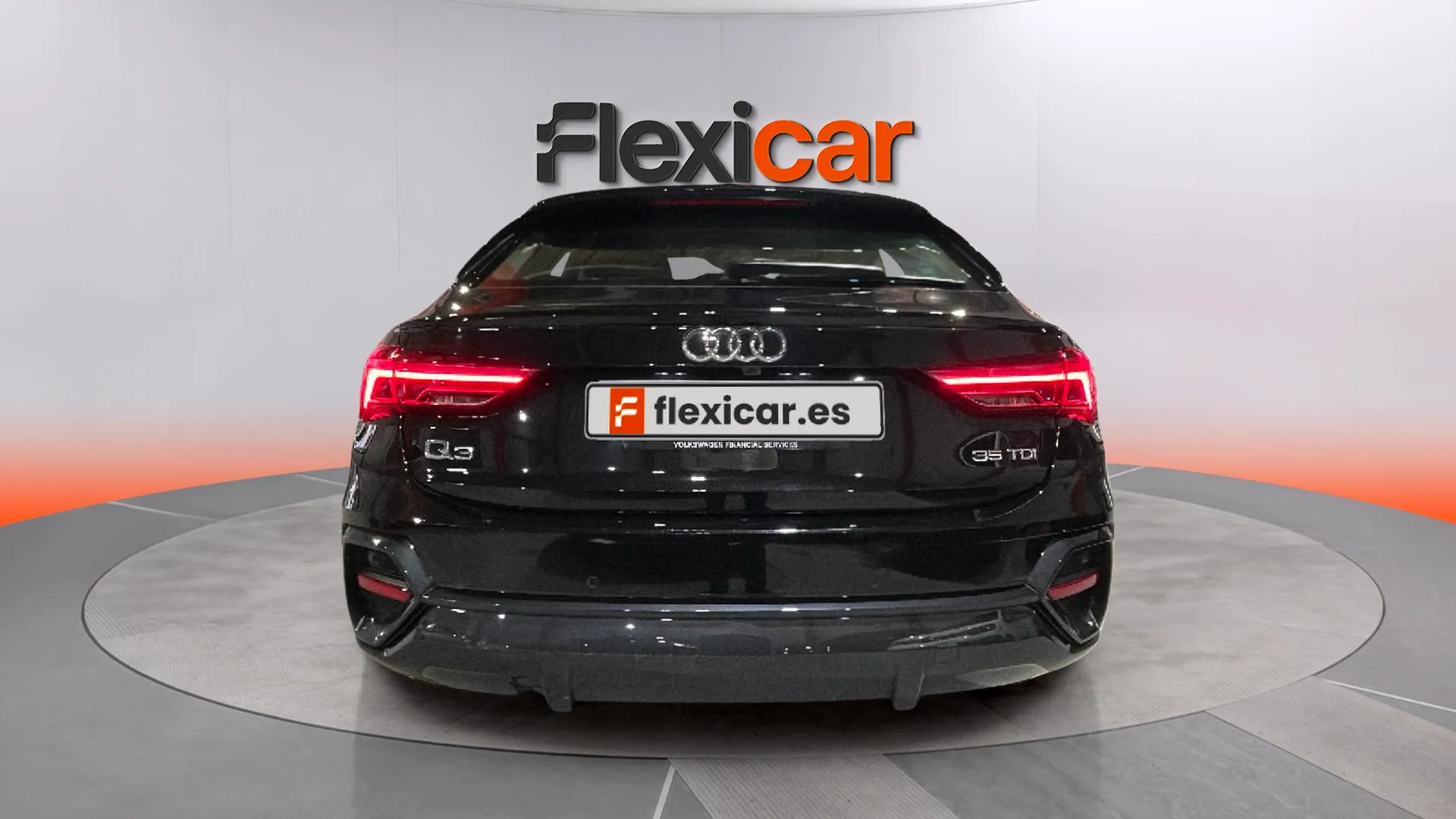Audi Q3 35 TDI S tronic Black Lim. - foto 5