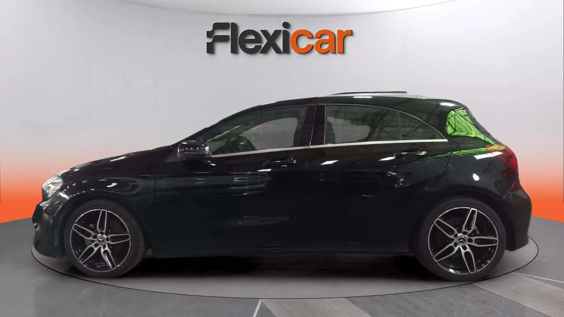 Mercedes-Benz Clase A A 200 d - foto 4