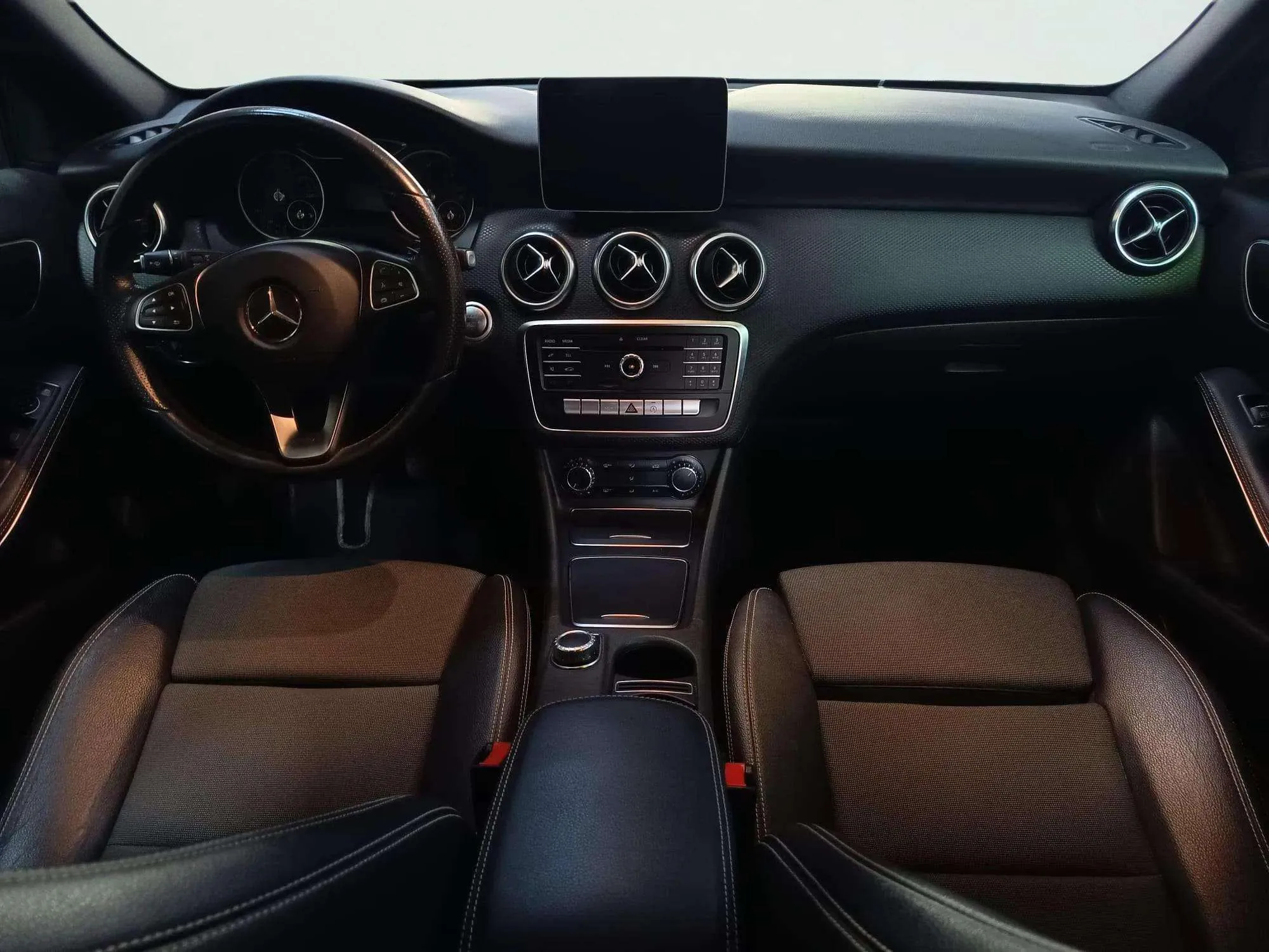 Mercedes-Benz Clase A A 200 d - foto 16