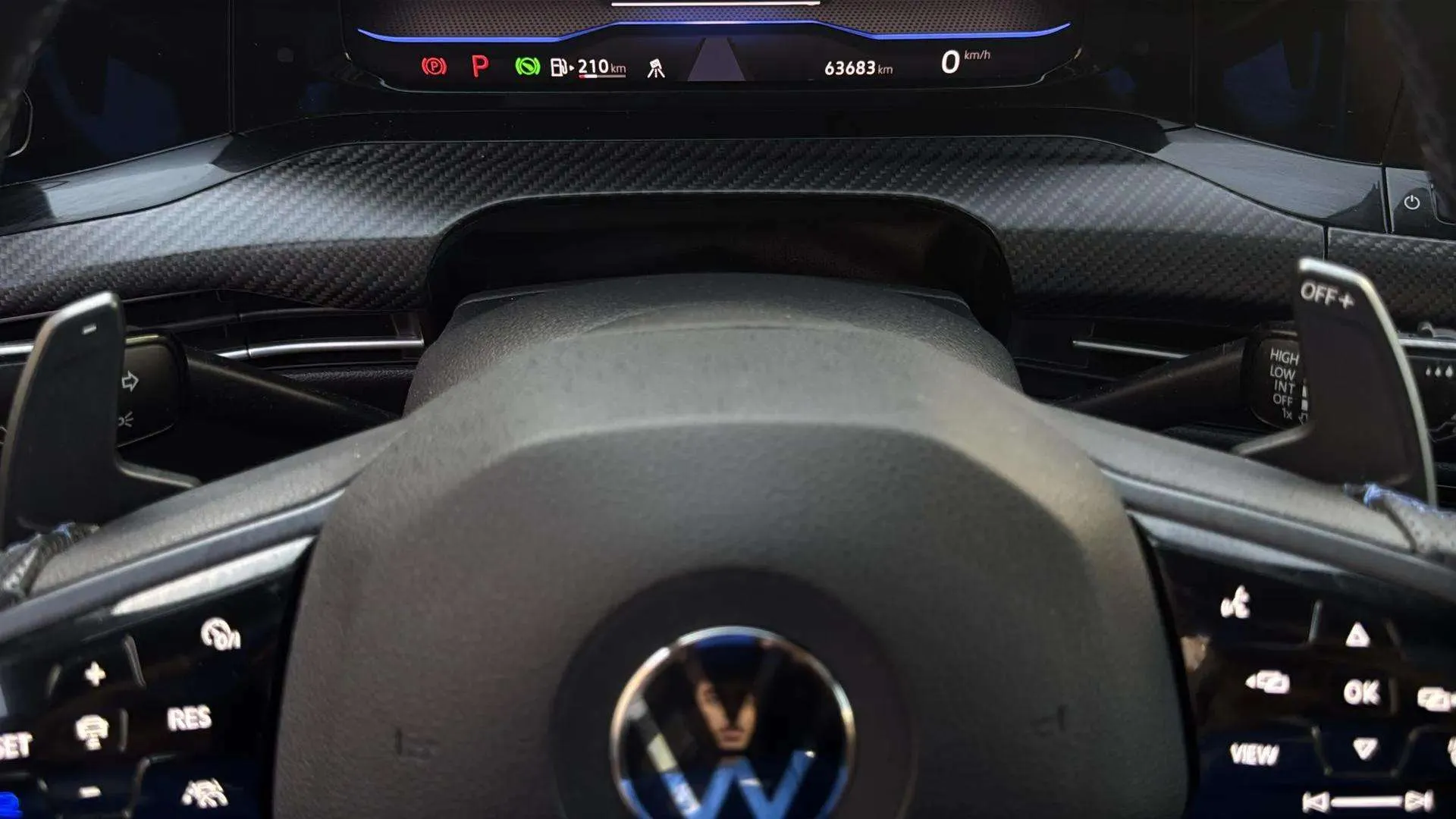 Volkswagen Golf R 20 Aniversario 2.0 TSI 4Mot DSG - foto 11