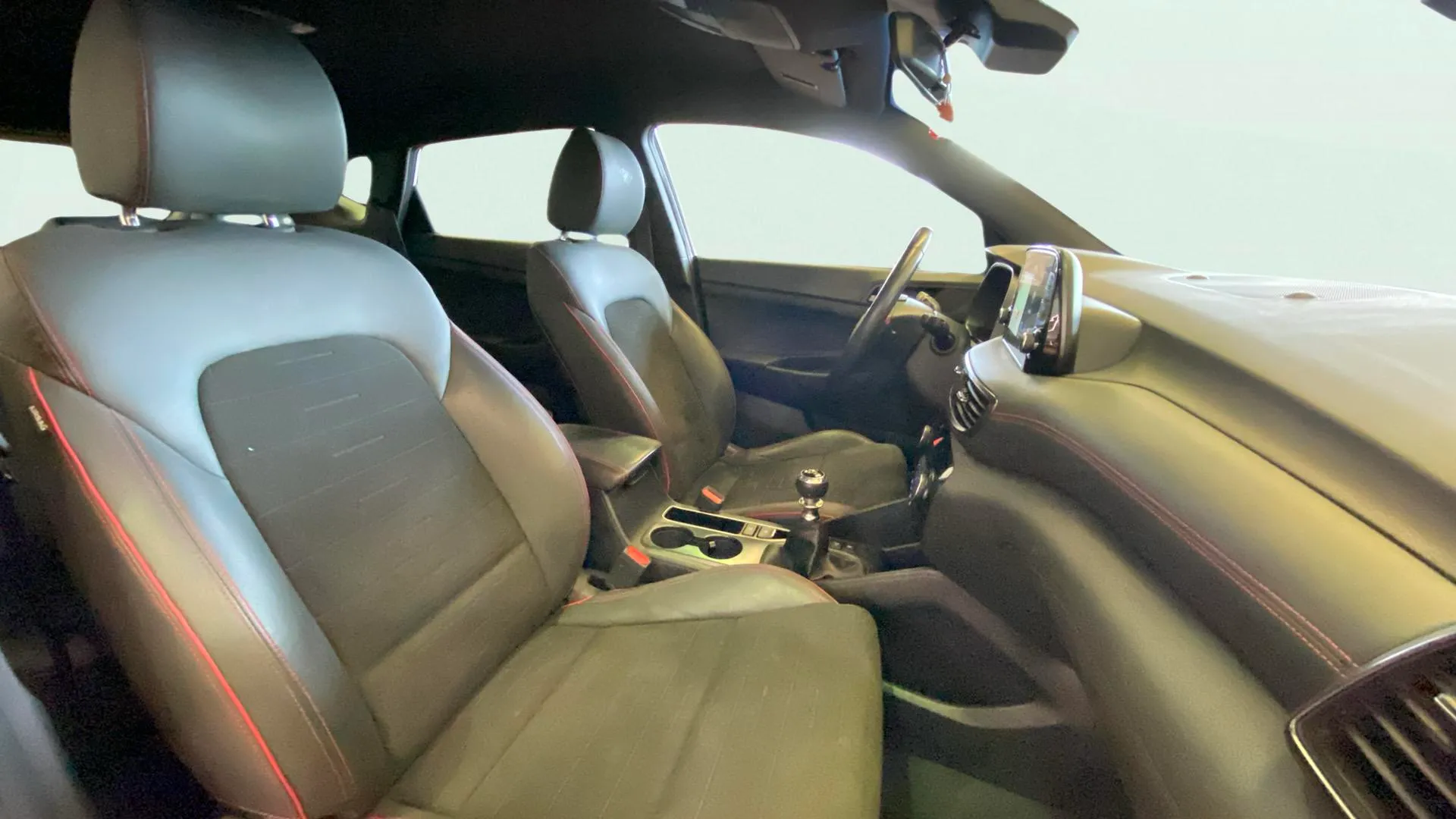 Hyundai Tucson 1.6 GDI Essence BE 4x2 - foto 12