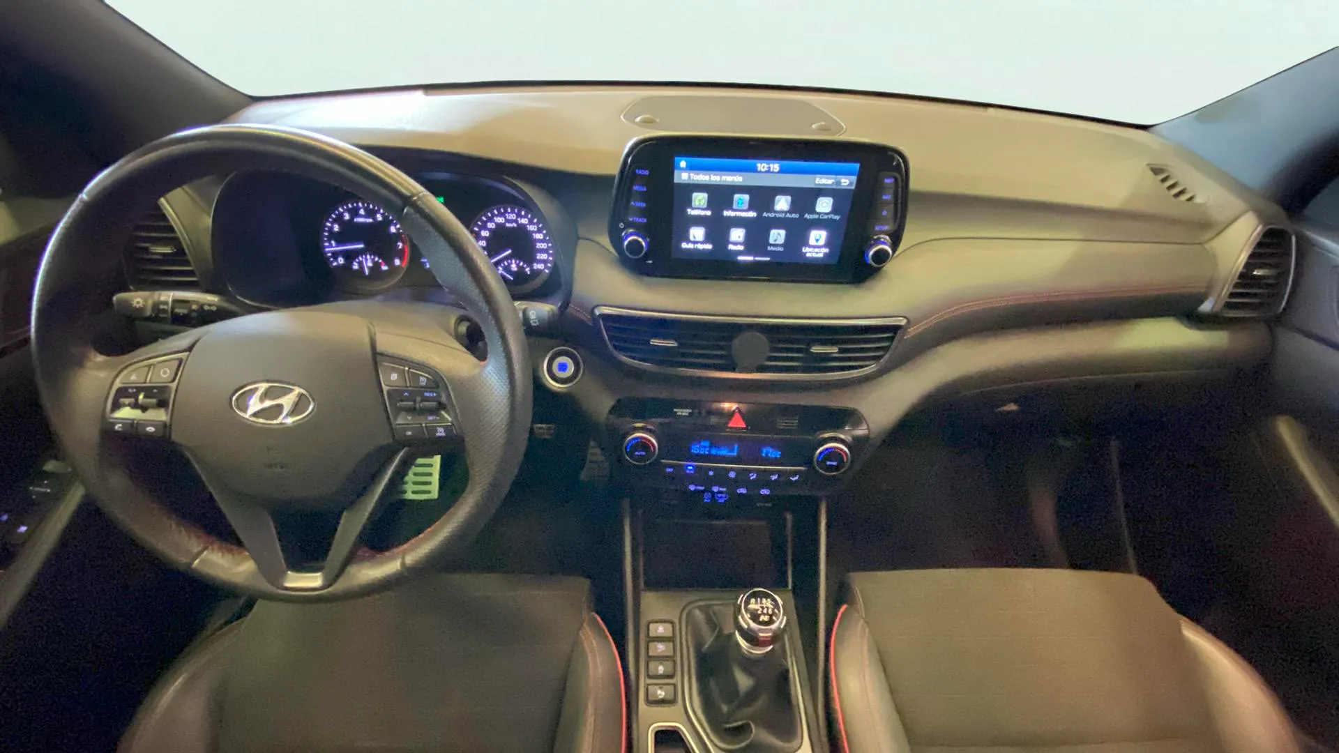 Hyundai Tucson 1.6 GDI Essence BE 4x2 - foto 17