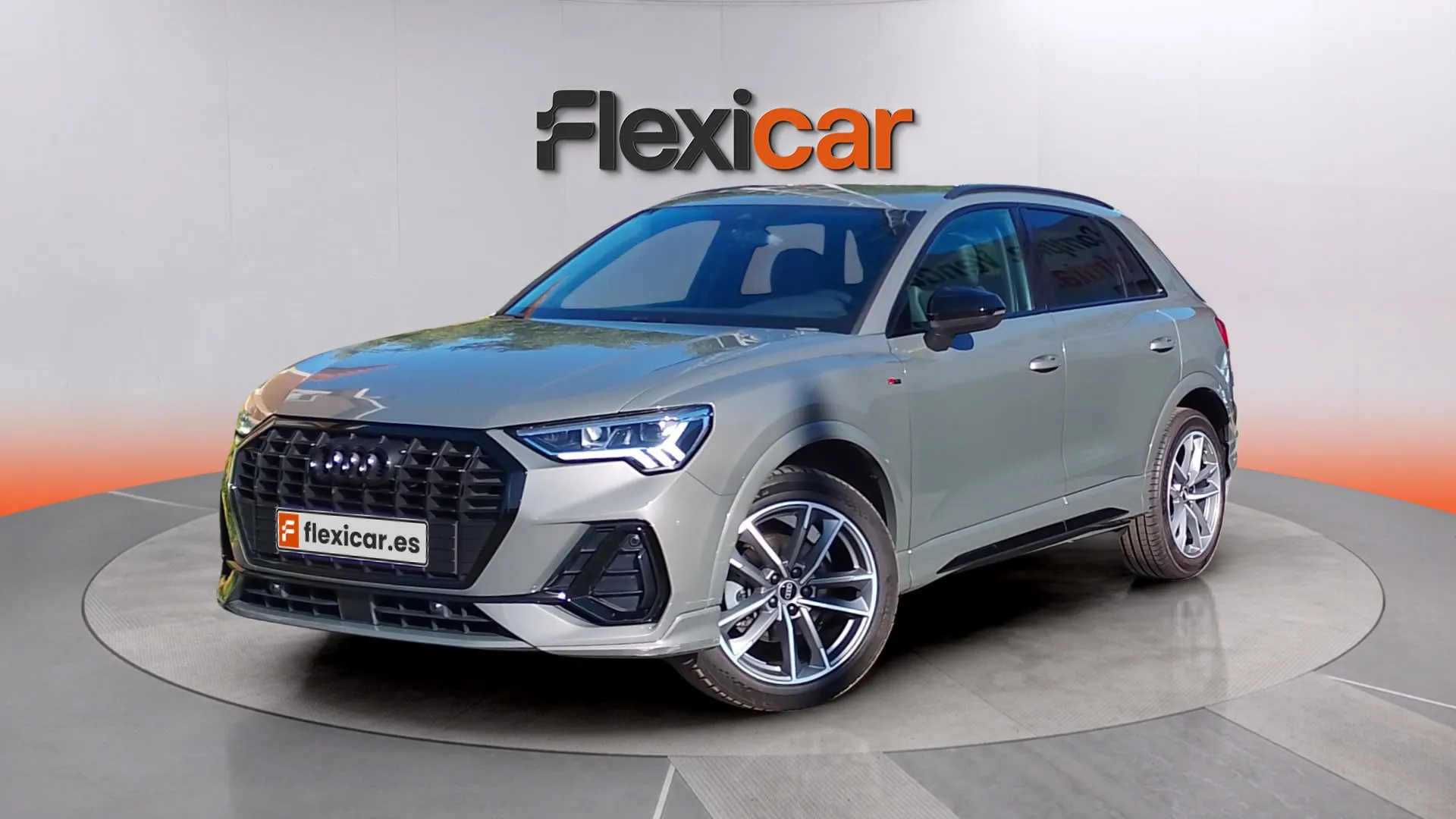Audi Q3 Black line 35 TDI S tronic - foto 3