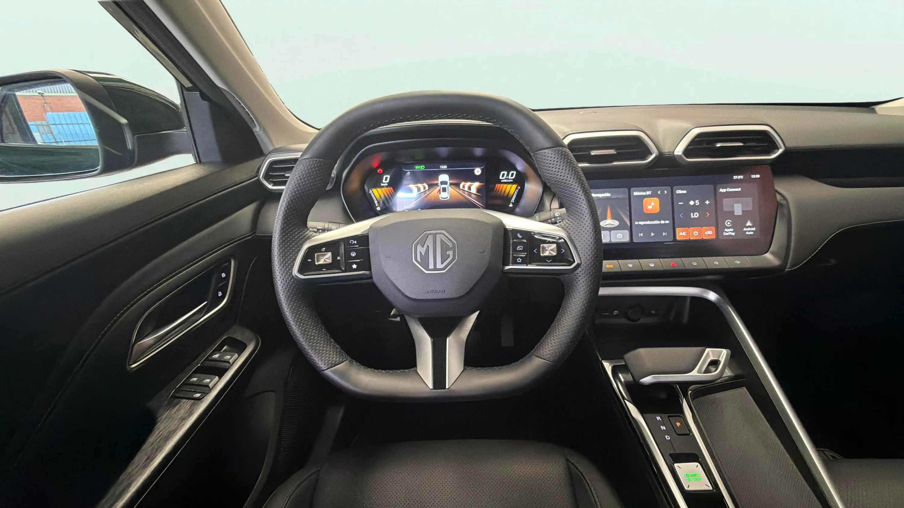 MG ZS Hybrid+ Luxury - foto 11