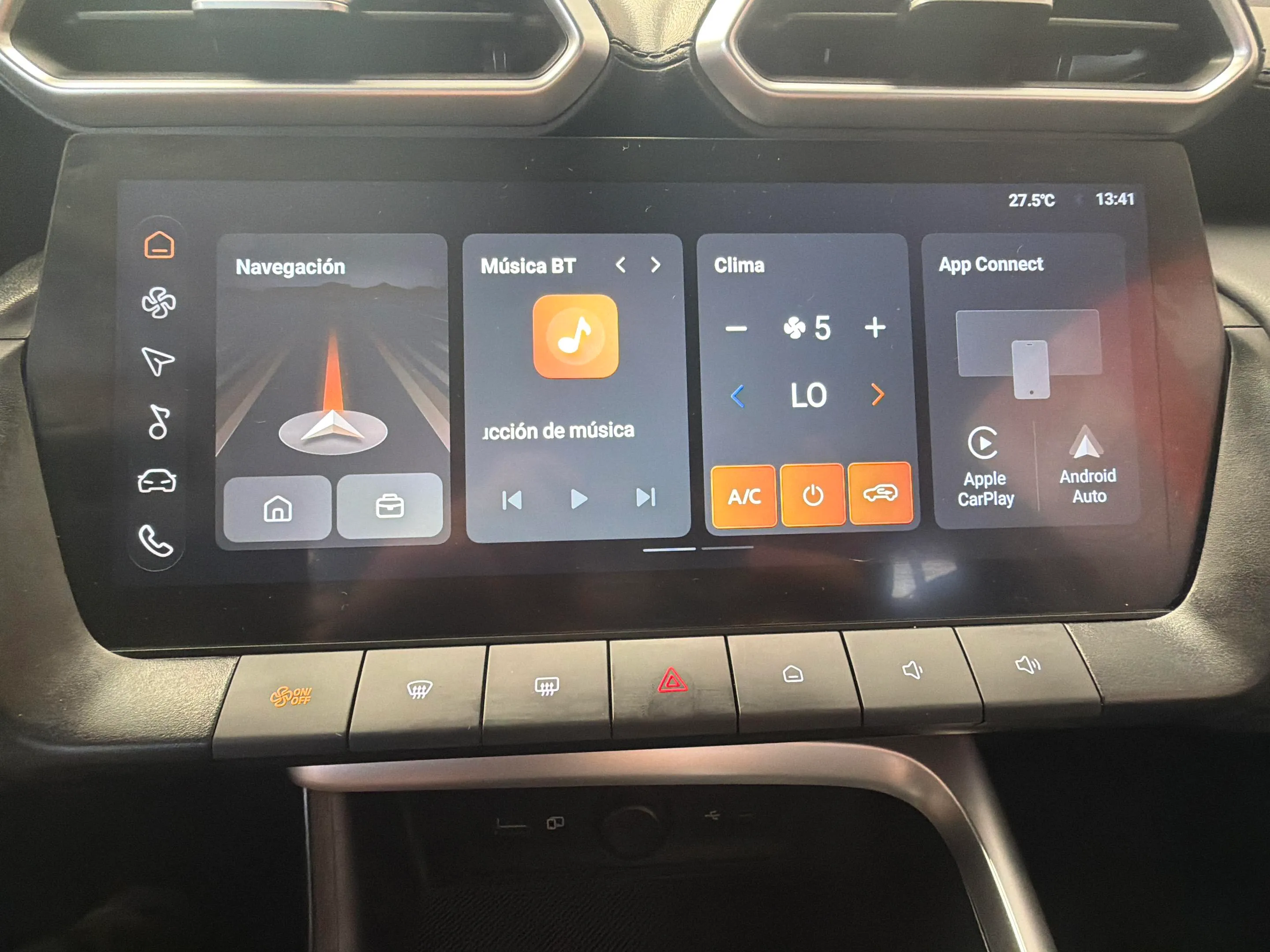 MG ZS Hybrid+ Luxury - foto 26